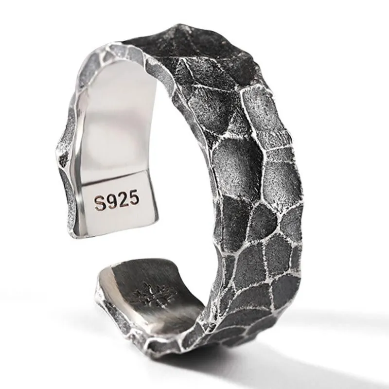 Men's Vintage Hammer Pattern Distressed S925 Ring 42103143M sold by Manly