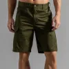 Men's Solid Straight Multi-pocket Cargo Shorts 02325728Z sold by Manly