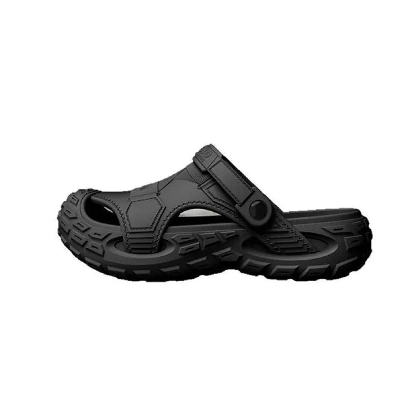 MEN'S COMFORT-FOCUS CROCS SHOES MTA0633F5I sold by Manly