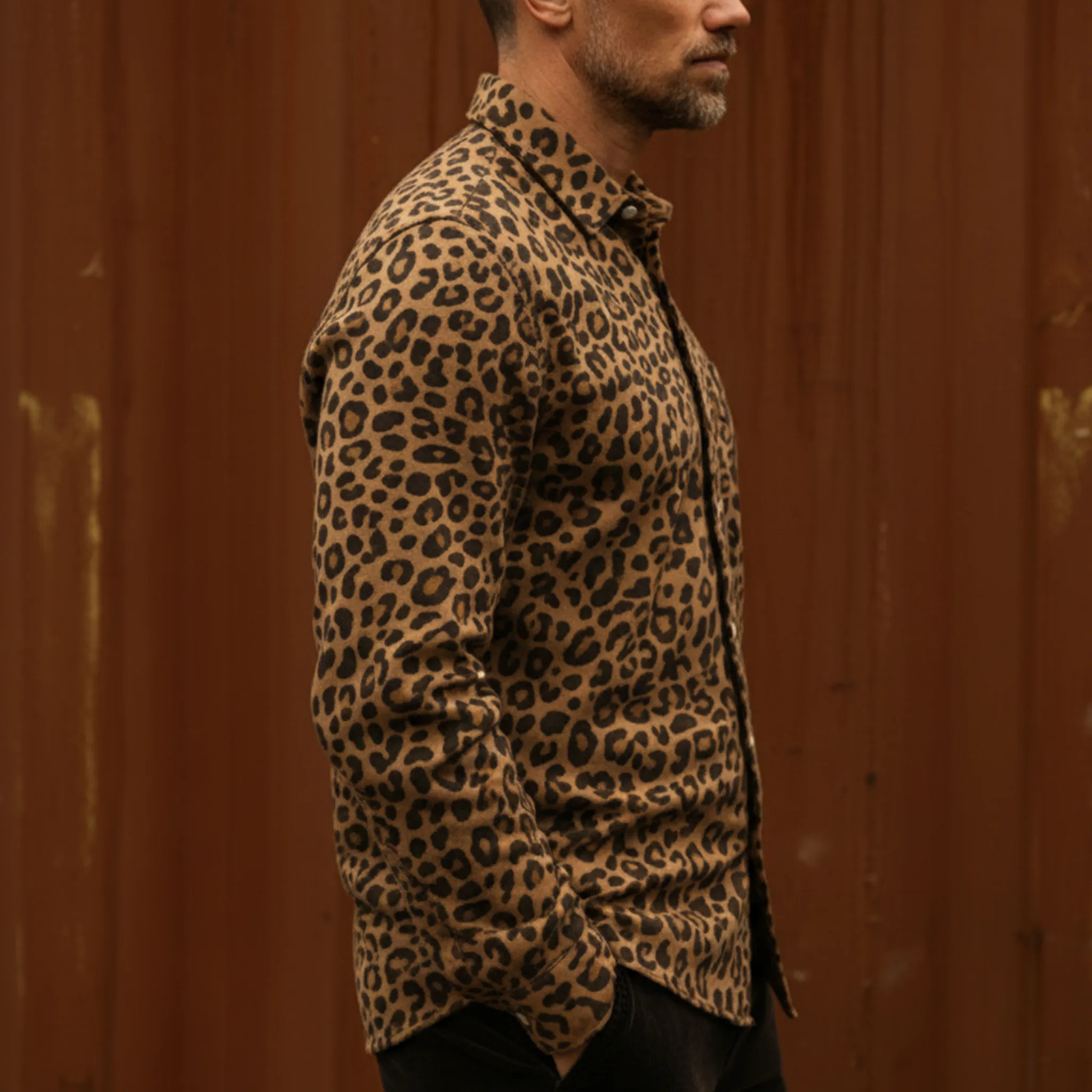 Men's Classic Casual Faux Leopard Suede Slim-Fit Shirt MTA2796J4K sold by Manly product image thumbnail 3