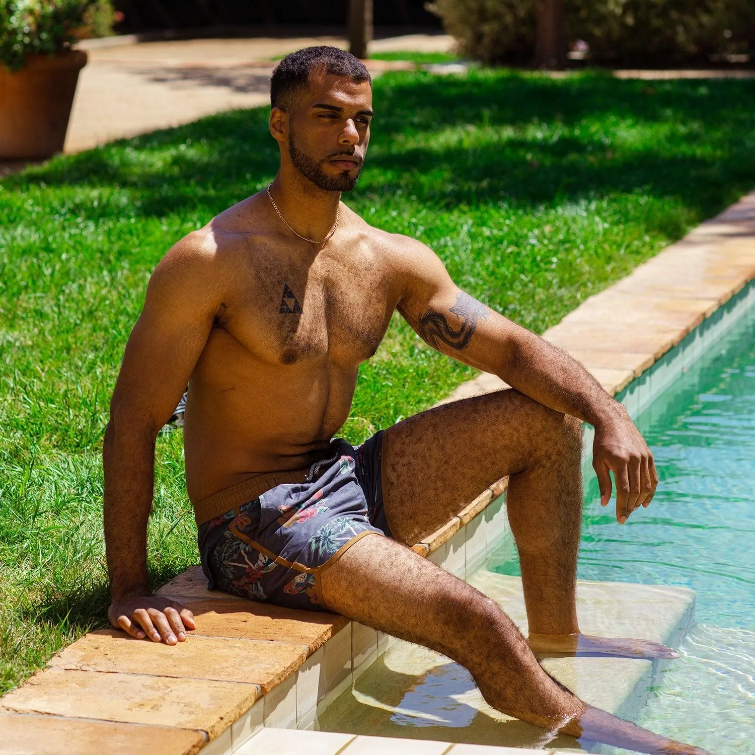 ChinoWave Parrot Print Swim Trunks sold by maamgic product image thumbnail 2