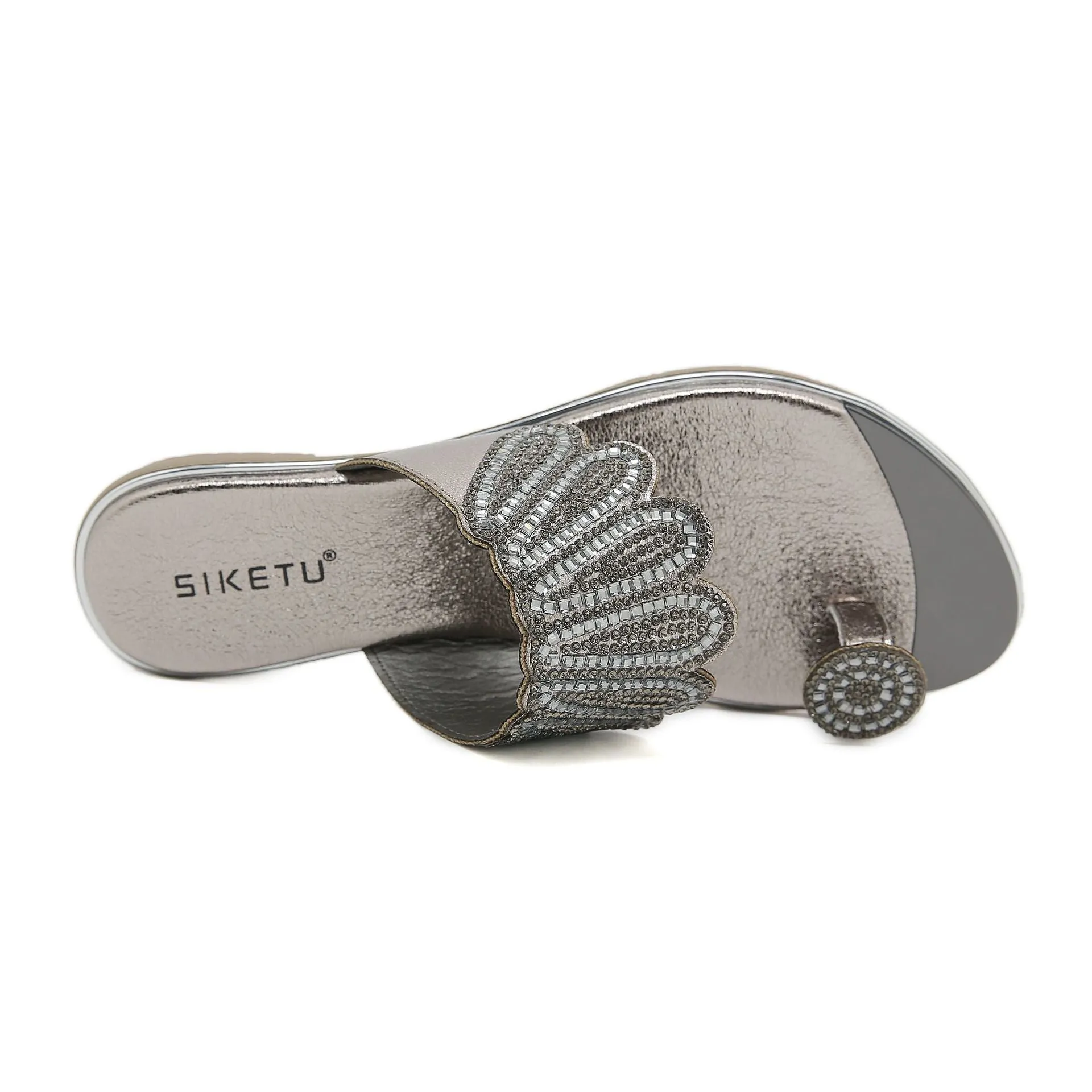 Rhinestone Comfortable Versatile Beach Flat Sandals sold by superladystar product image thumbnail 2