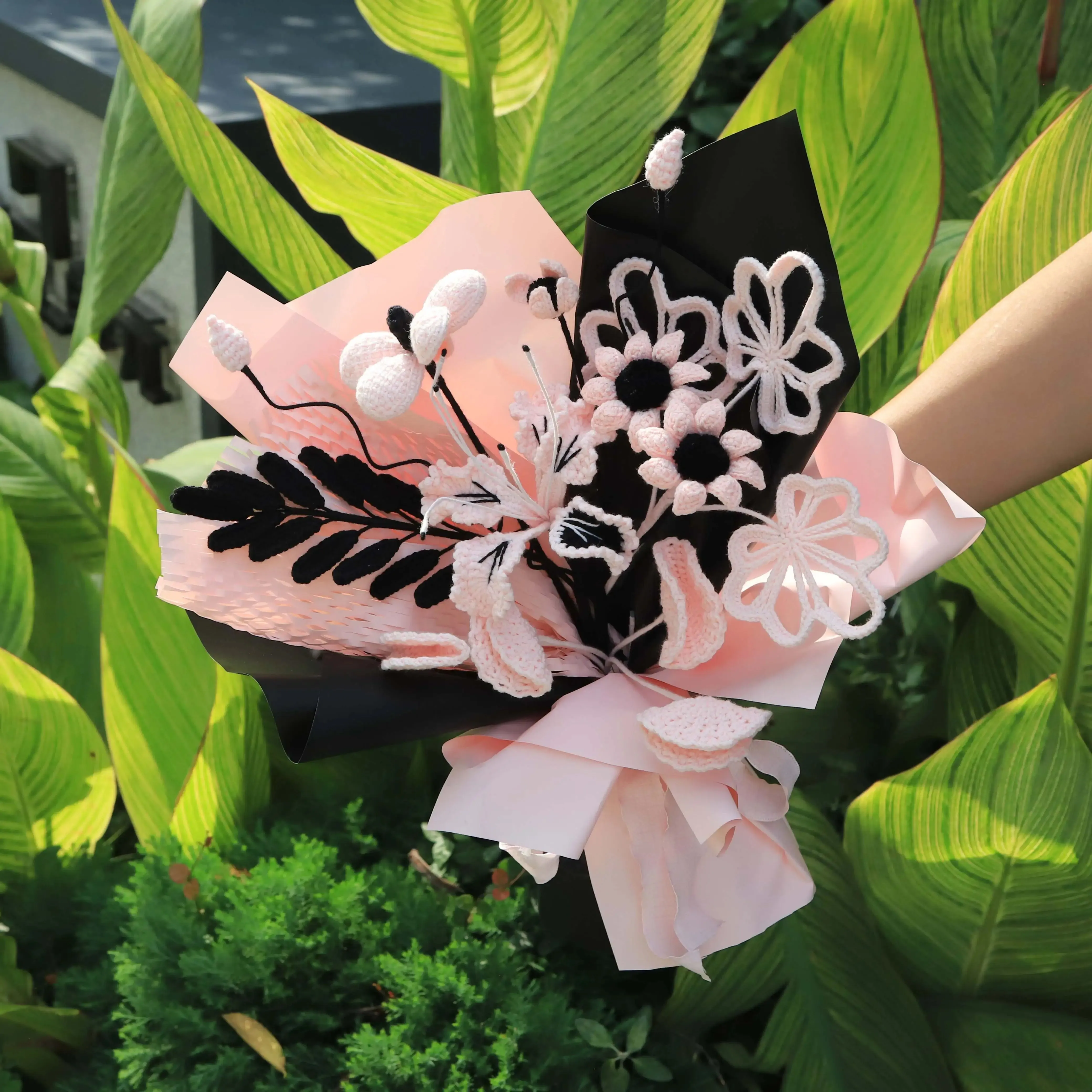 Handmade Knitted Mixed Handheld Bouquet sold by superladystar product image thumbnail 2