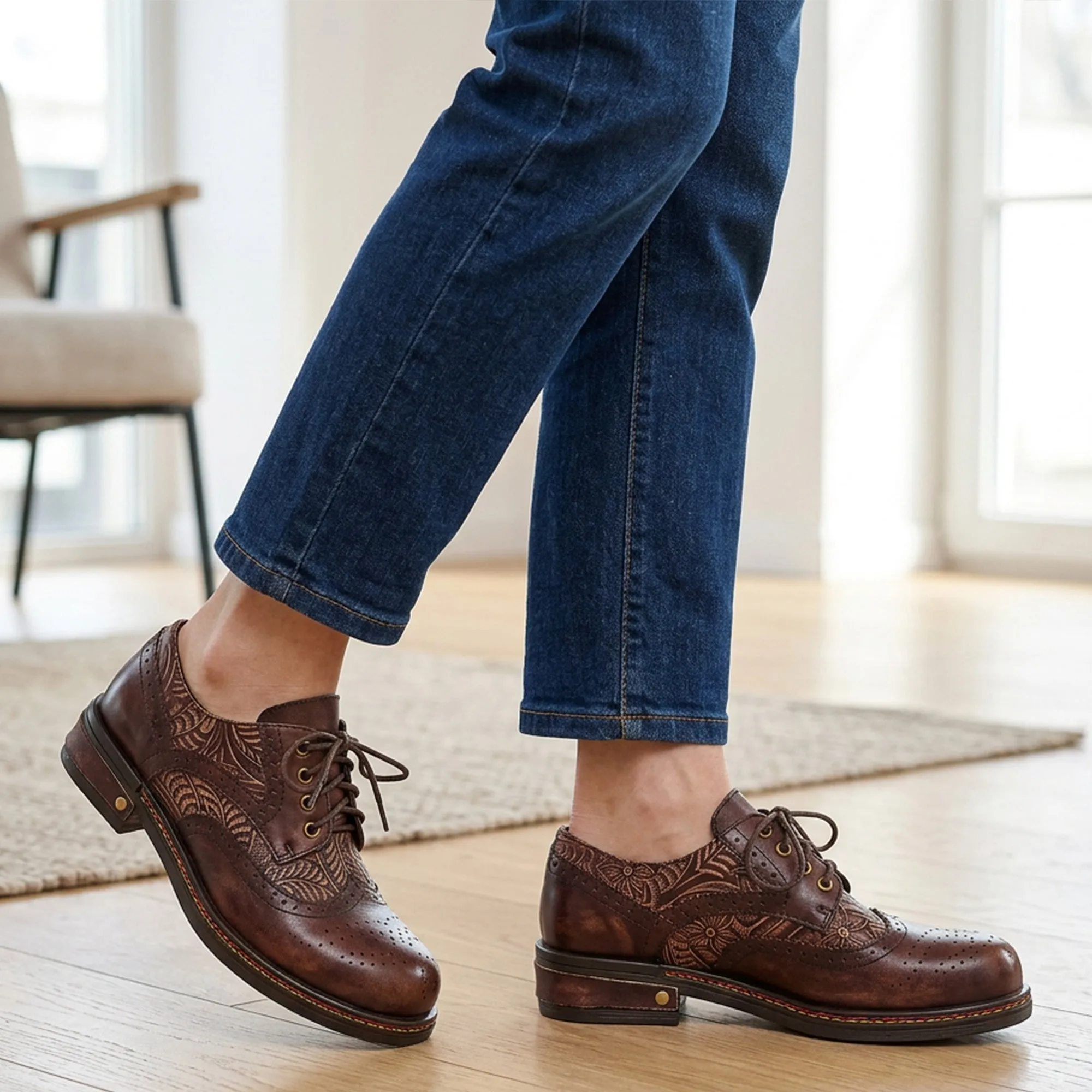 Floral Engraved Vintage Leather Oxford Shoes sold by superladystar product image thumbnail 2