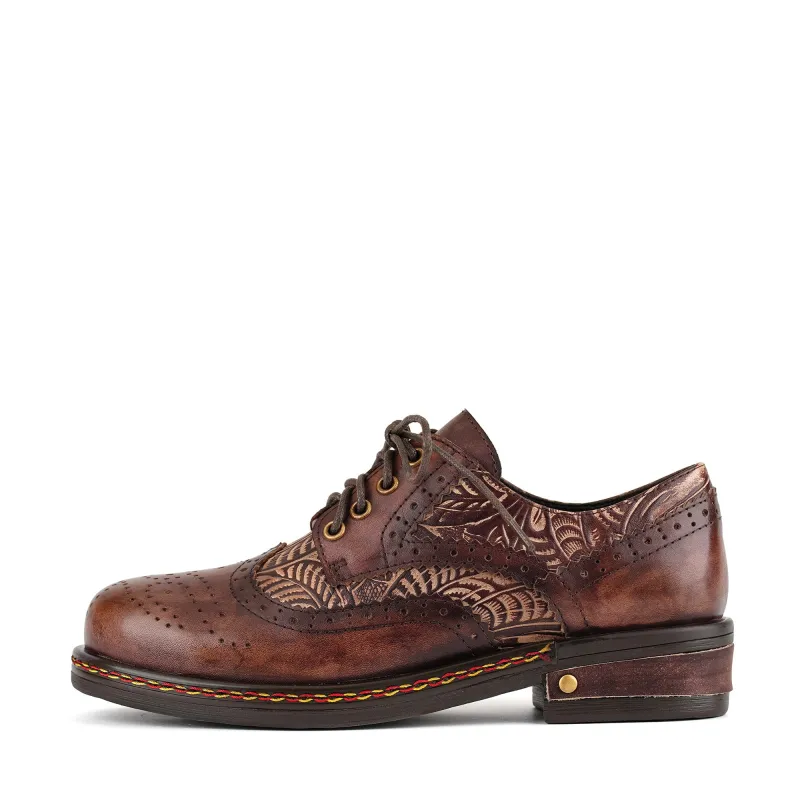 Floral Engraved Vintage Leather Oxford Shoes made by superladystar