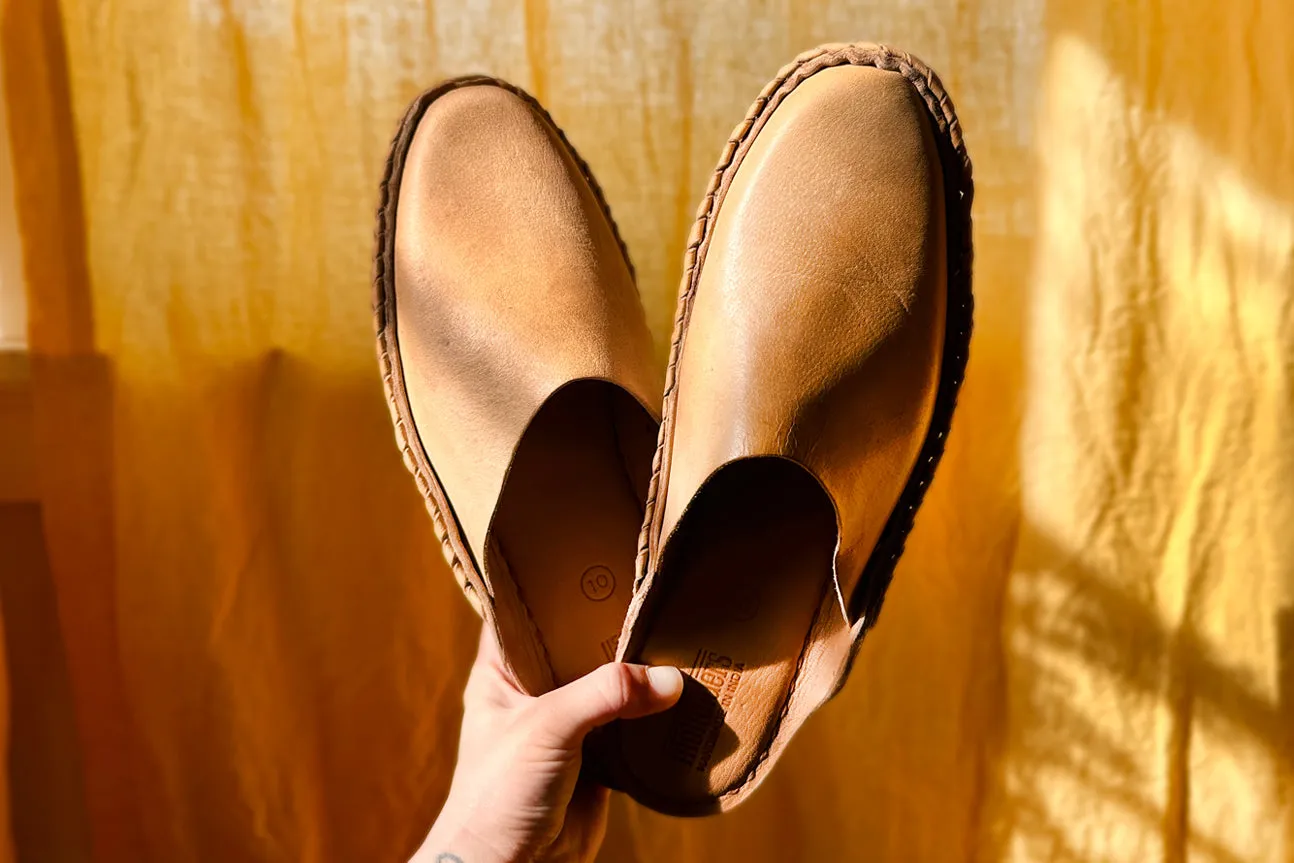 Seconds: Men's Heritage Solid City Slipper in Honey sold by Mohinders Shoes product image thumbnail 3