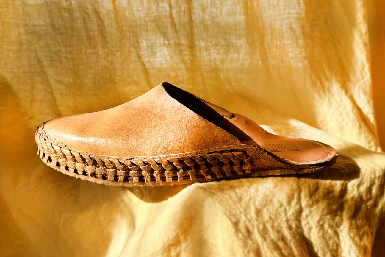 Seconds: Women's Heritage Solid Slide in Honey sold by Mohinders Shoes