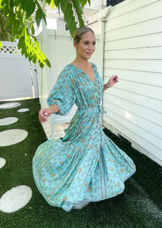 Emerson Midi sold by Omika