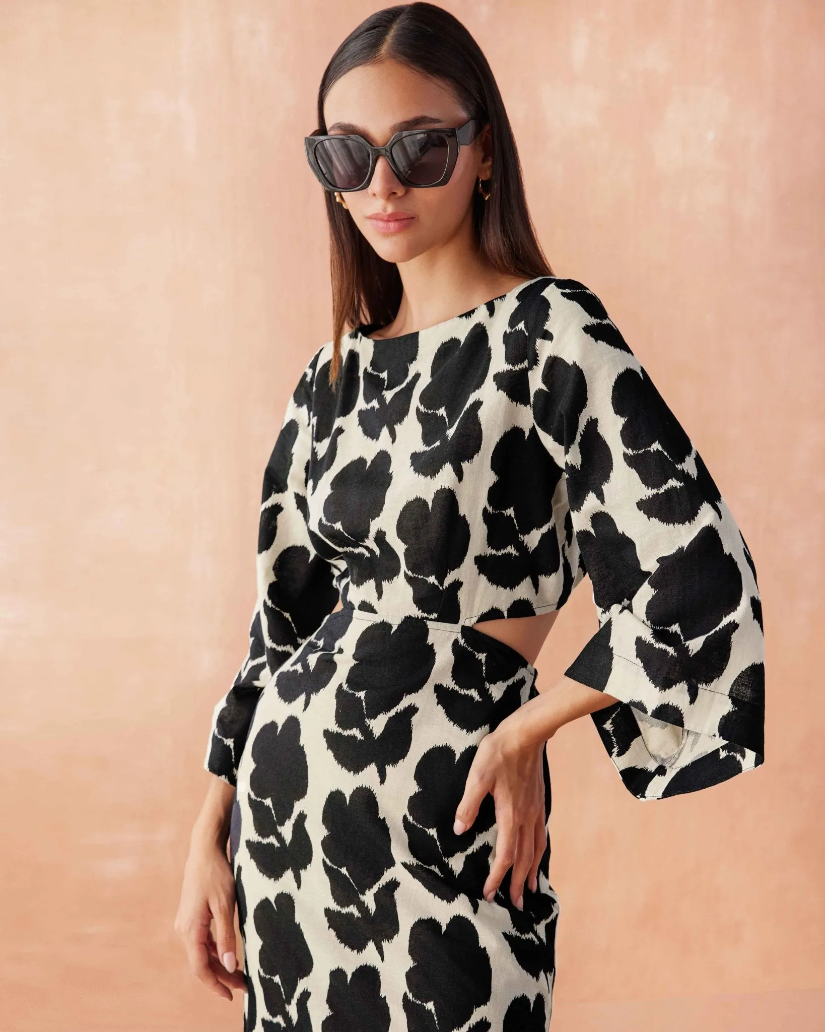 Peyton Midi sold by Omika product image thumbnail 3