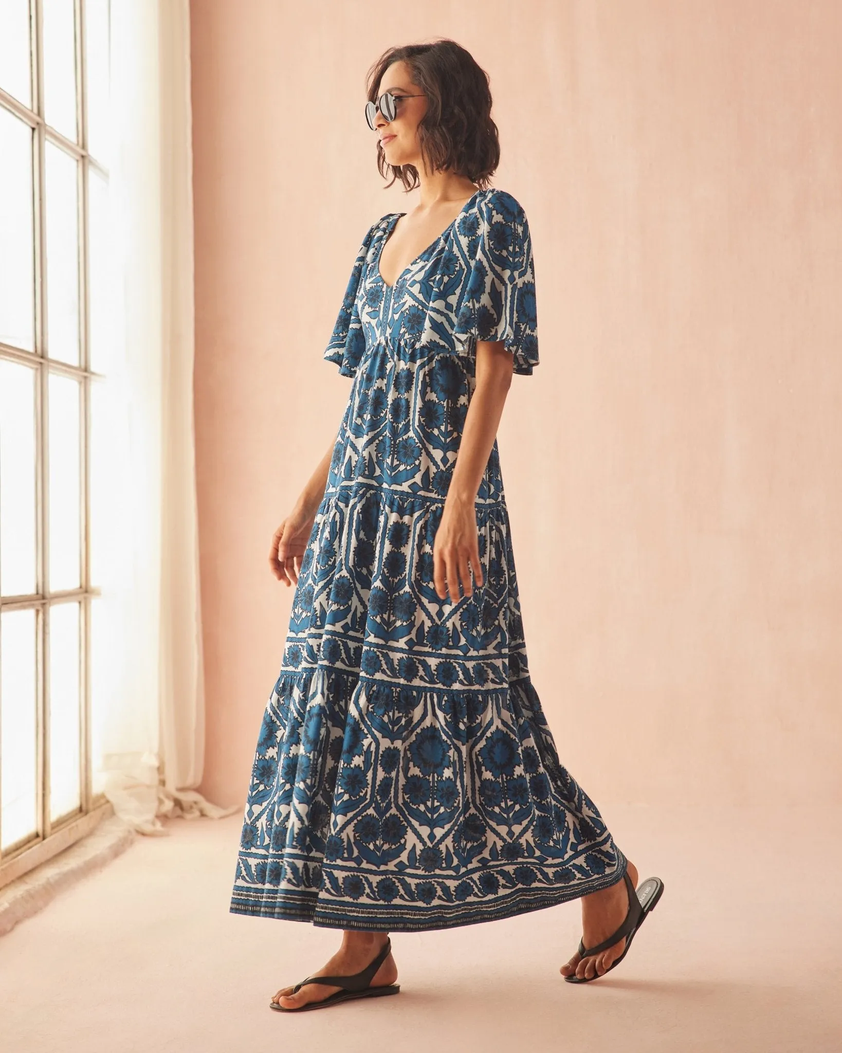 Hollis Maxi sold by Omika product image thumbnail 3