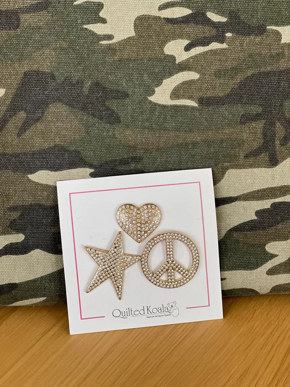 Green Camo East West Bag + FREE Bordeaux Tassel + FREE Gold Jewelry Pins sold by Quilted Koala product image thumbnail 3