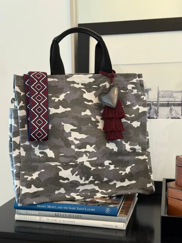 Grey Camo Luxe North South Bag + FREE Bordeaux Tassel + FREE Silver Charm +FREE Navy/Wine Geo Strap sold by Quilted Koala