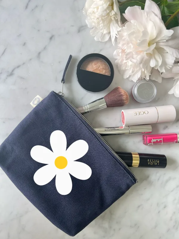 Makeup Bag Navy with White/Yellow Daisy sold by Quilted Koala
