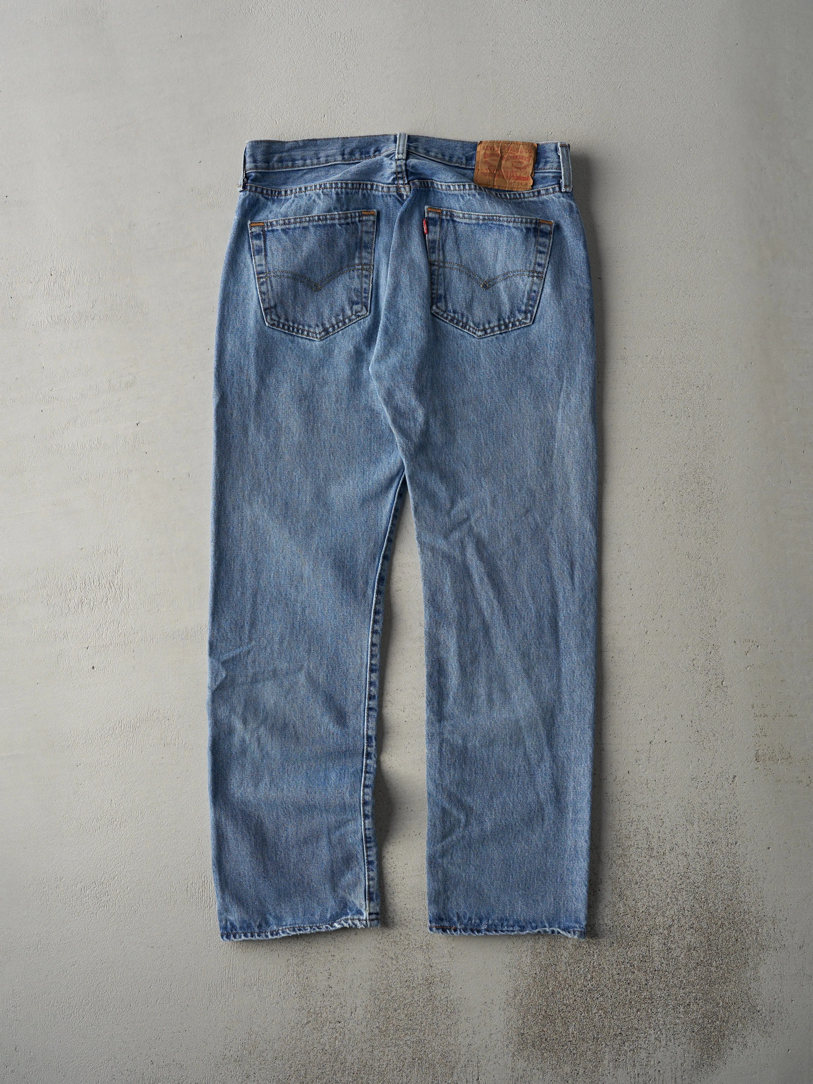 Vintage Y2K Light Wash Levi's 501 Jeans (33x28) sold by Rebalance Vintage product image thumbnail 2