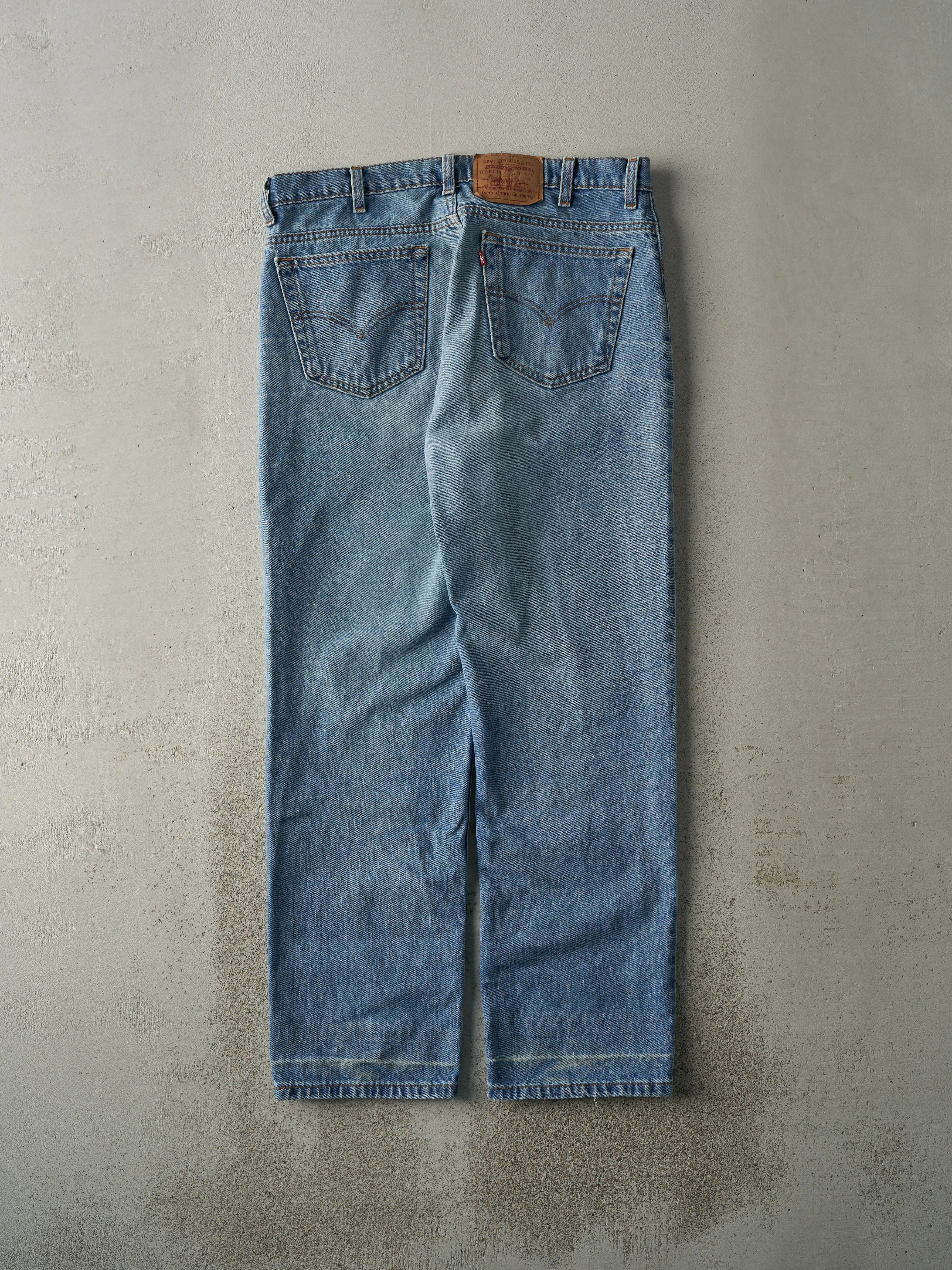 Vintage 90s Light Wash Levi's 516 Jeans (34x30) sold by Rebalance Vintage product image thumbnail 3