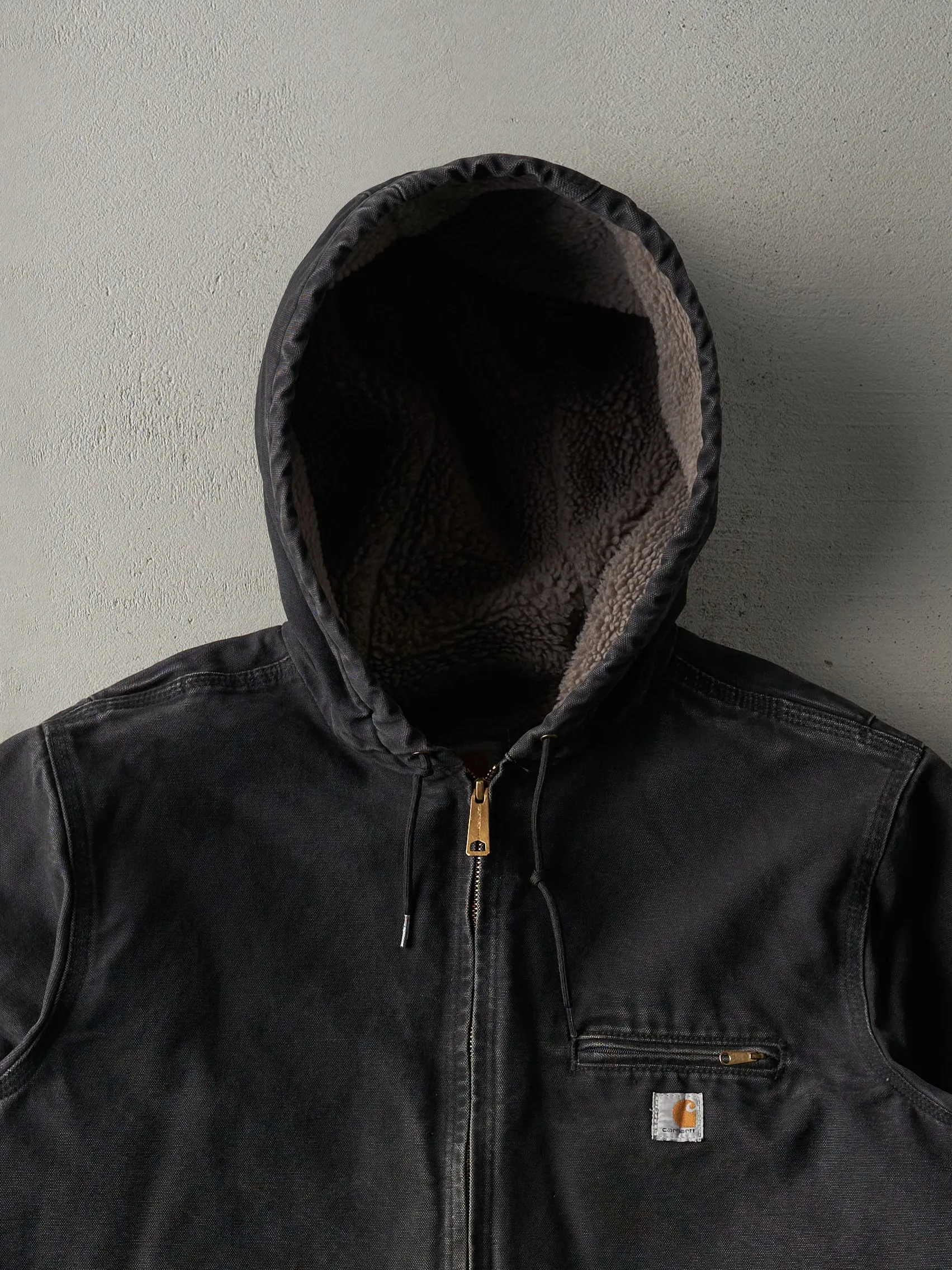 Vintage Y2K Faded Black Sherpa Lined Carhartt Hooded Workwear Jacket (L) sold by Rebalance Vintage product image thumbnail 2