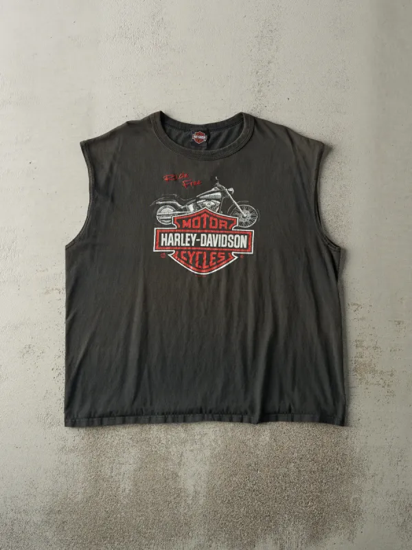 Vintage 00' Black Alton, Il Harley Davidson Tank (L) sold by Rebalance Vintage