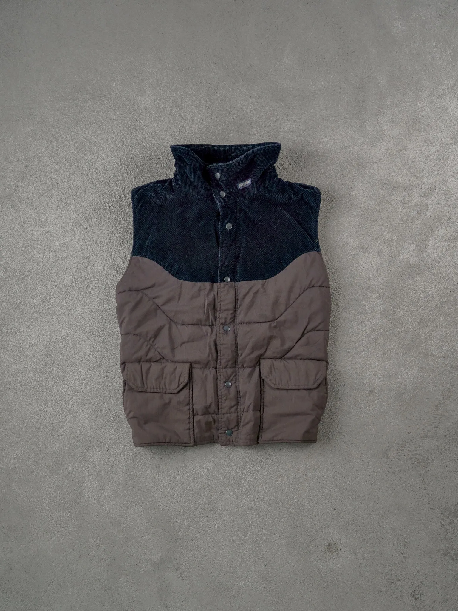 Vintage 90s Navy Blue and Grey Jansport Corduroy Vest (M) sold by Rebalance Vintage