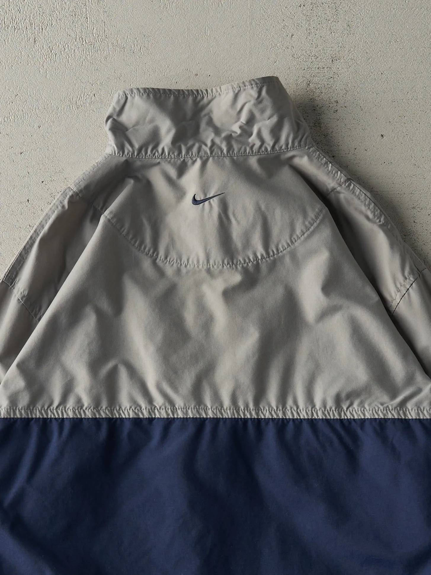 Vintage Y2K Grey & Navy Nike Quarter Zip Windbreaker Jacket (M/L) sold by Rebalance Vintage product image thumbnail 4