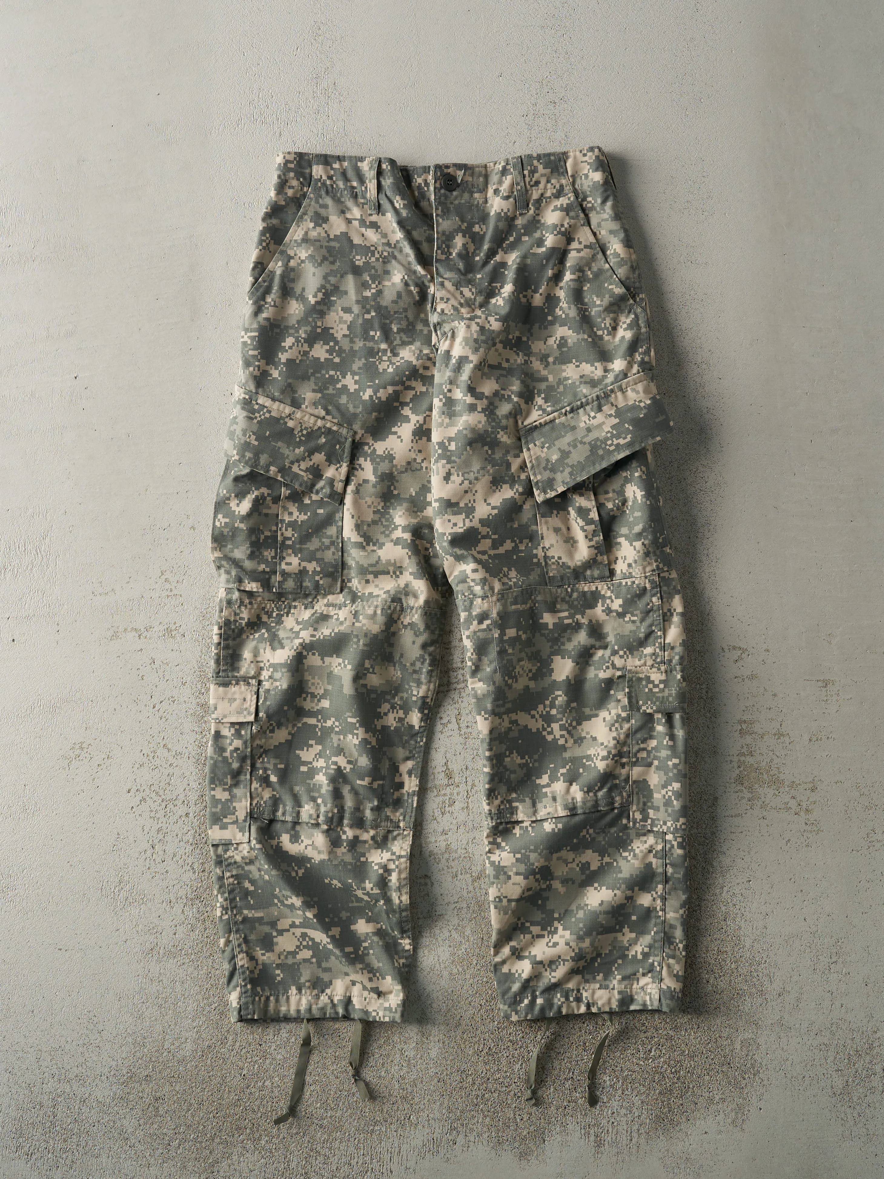 Vintage Y2K Digi Camo Cargo Army Pants (31x29.5) sold by Rebalance Vintage