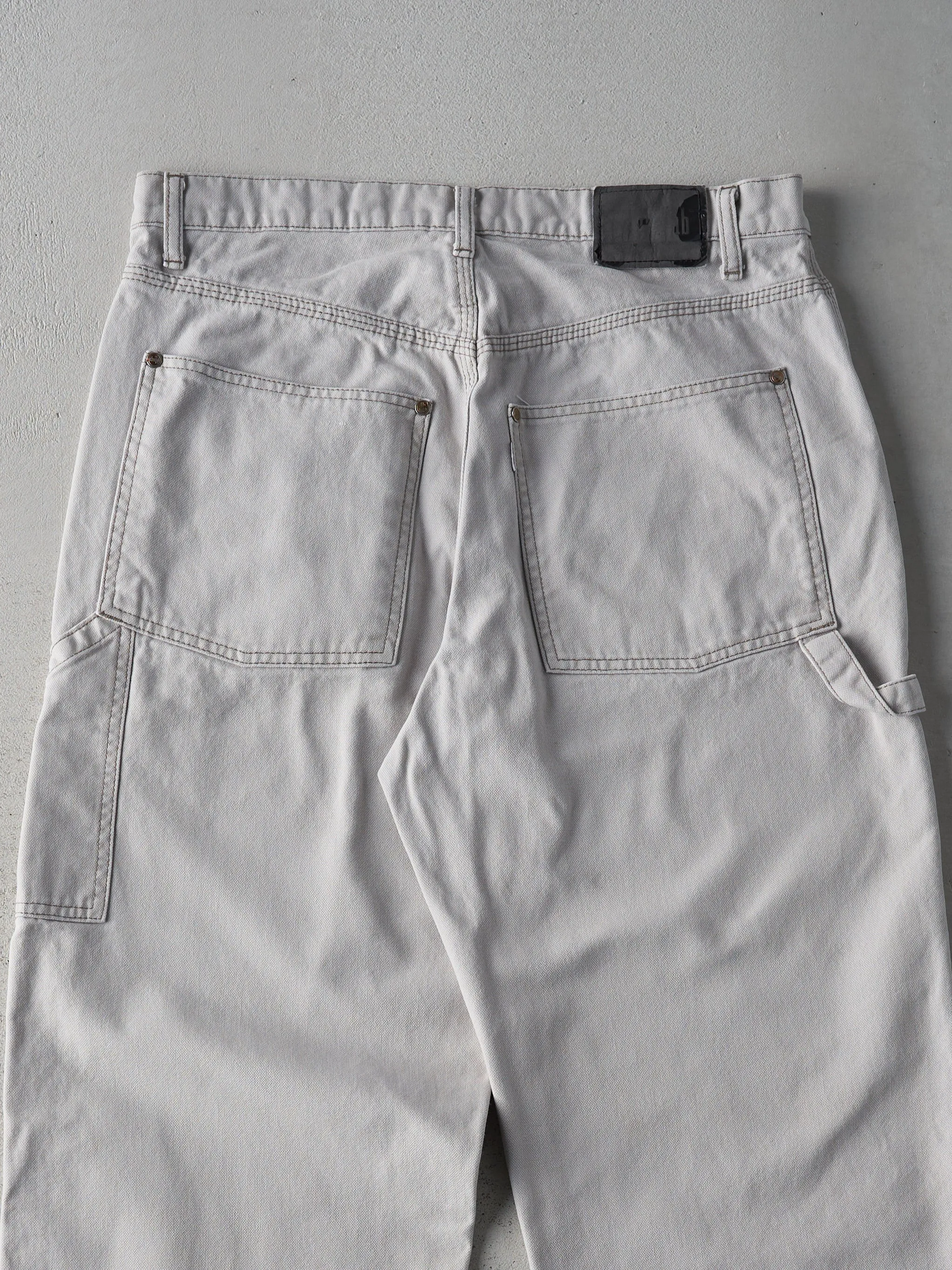 Vintage 90s Light Grey Levi's Silver Tab Pants (33x30) sold by Rebalance Vintage product image thumbnail 4