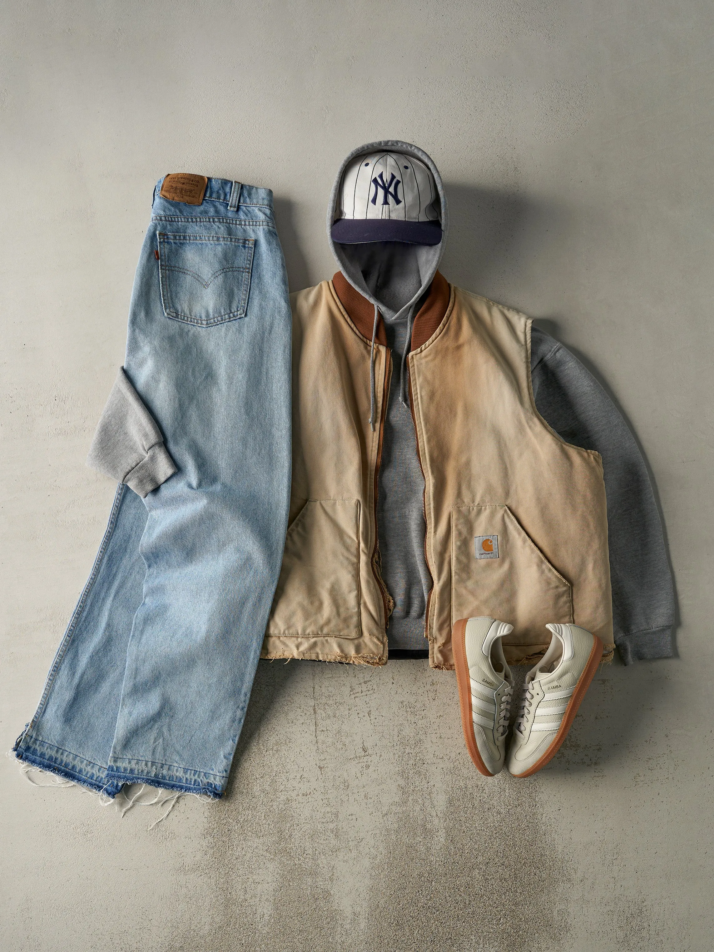 Vintage 90s Faded Beige Carhartt Vest (L) sold by Rebalance Vintage product image thumbnail 2