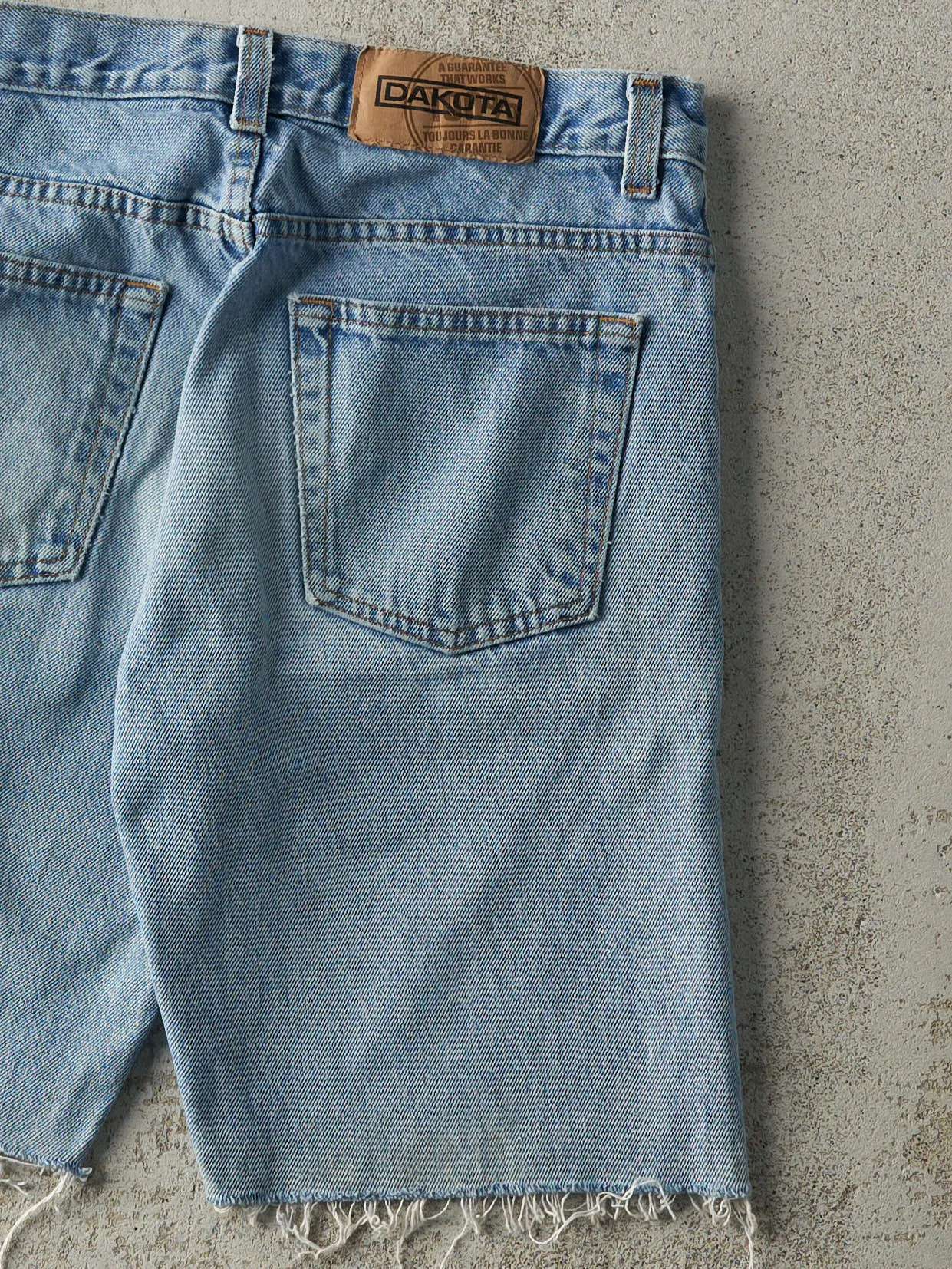 Vintage 90s Light Wash Dakota Cut Off Jean Shorts (32x9.5) sold by Rebalance Vintage product image thumbnail 5