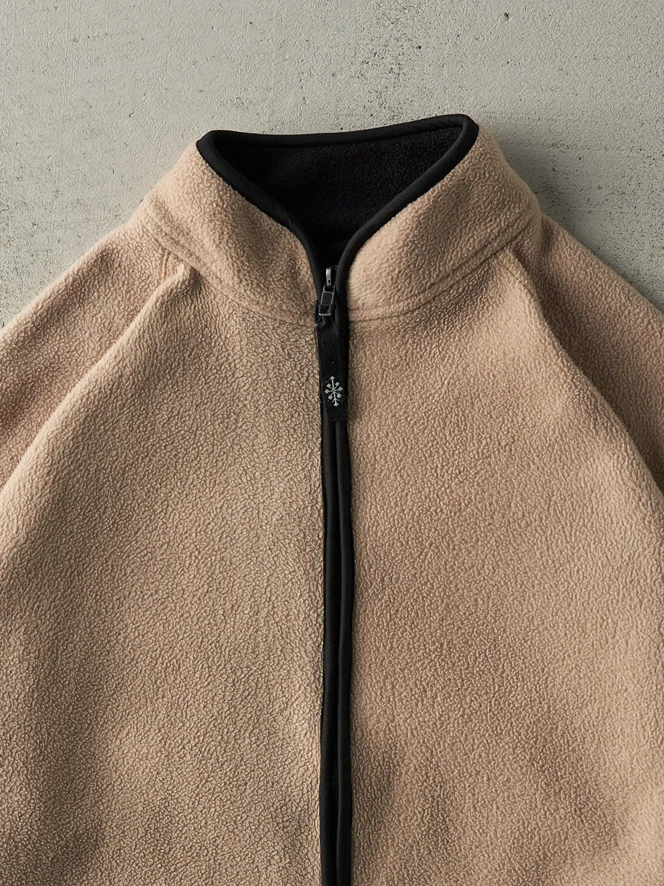 Vintage 90s Beige Zip Up Fleece Sweater (L) sold by Rebalance Vintage product image thumbnail 2
