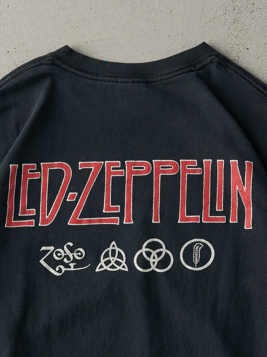 Vintage Y2K Black Led Zeppelin Band Tee (M) sold by Rebalance Vintage product image thumbnail 4