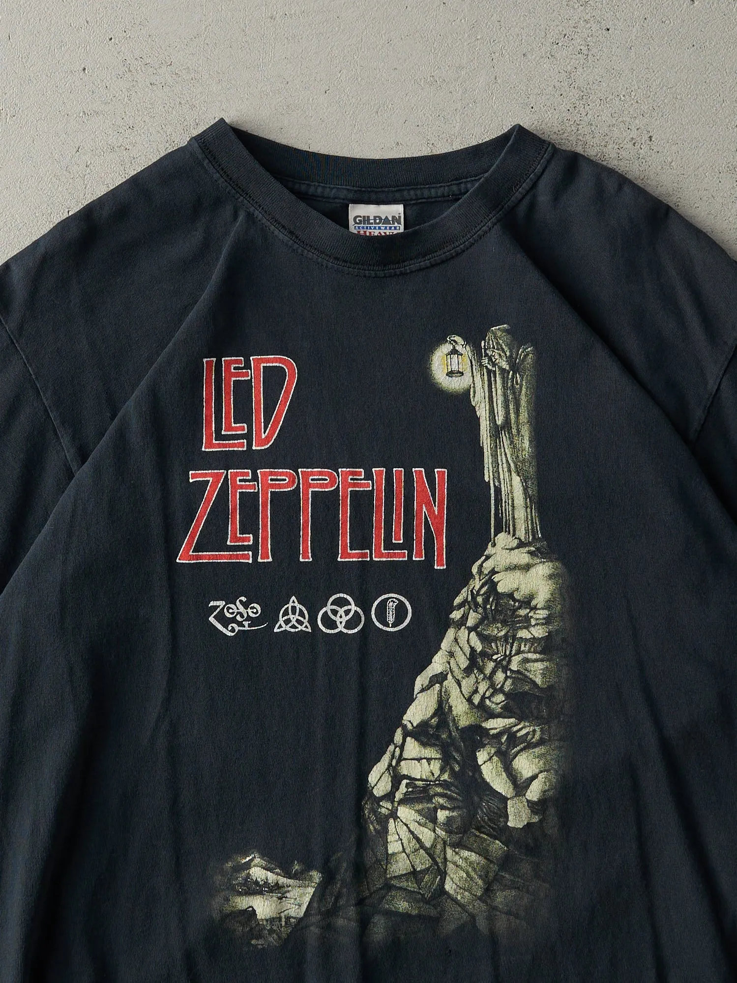 Vintage Y2K Black Led Zeppelin Band Tee (M) sold by Rebalance Vintage product image thumbnail 3