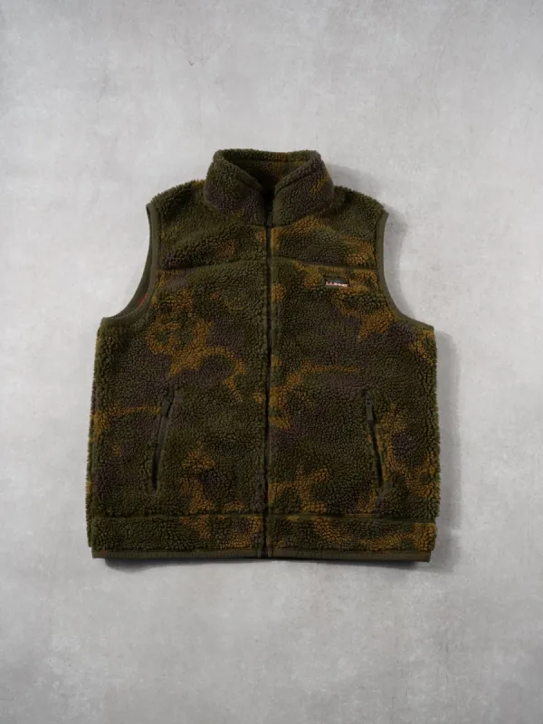 Vintage 90s Duck Camo LL Bean Sherpa Vest (L) sold by Rebalance Vintage