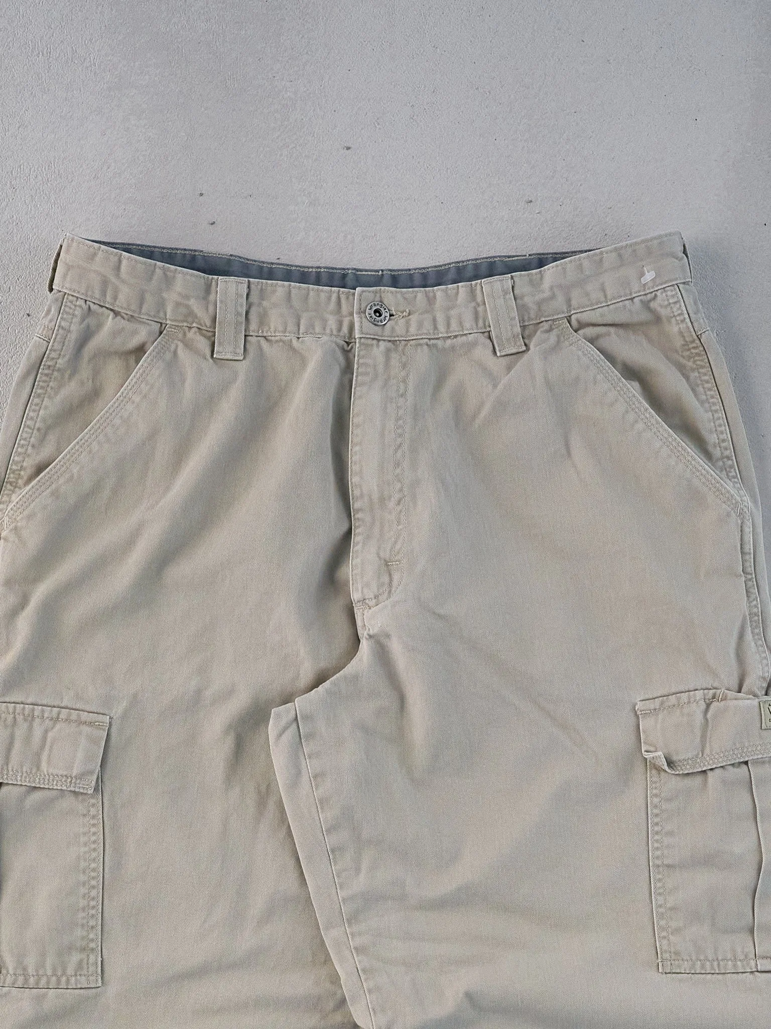 Vintage 90s Beige Wrangler Workwear Cargo Pants (34x30) sold by Rebalance Vintage product image thumbnail 3