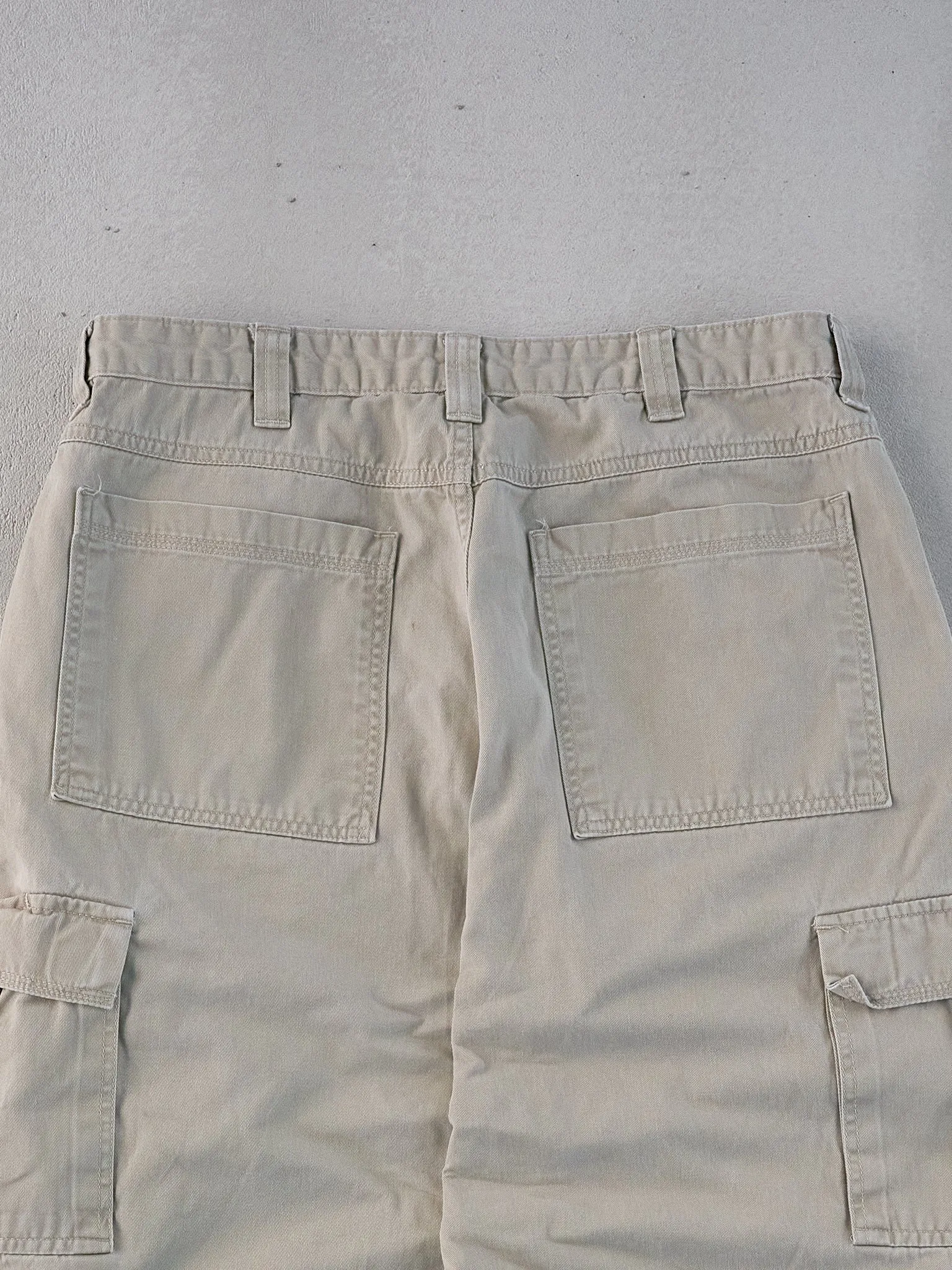 Vintage 90s Beige Wrangler Workwear Cargo Pants (34x30) sold by Rebalance Vintage product image thumbnail 4