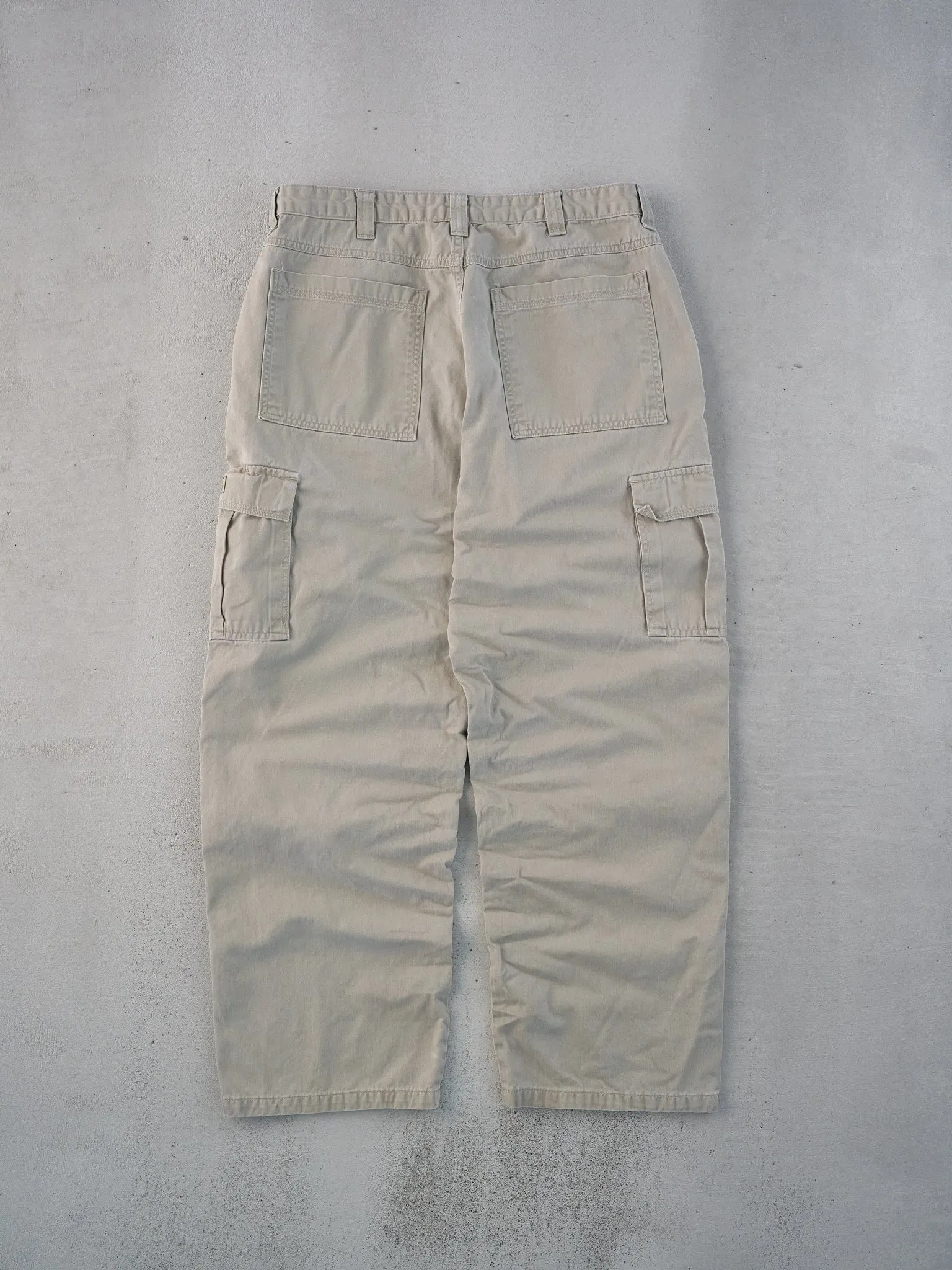 Vintage 90s Beige Wrangler Workwear Cargo Pants (34x30) sold by Rebalance Vintage product image thumbnail 2