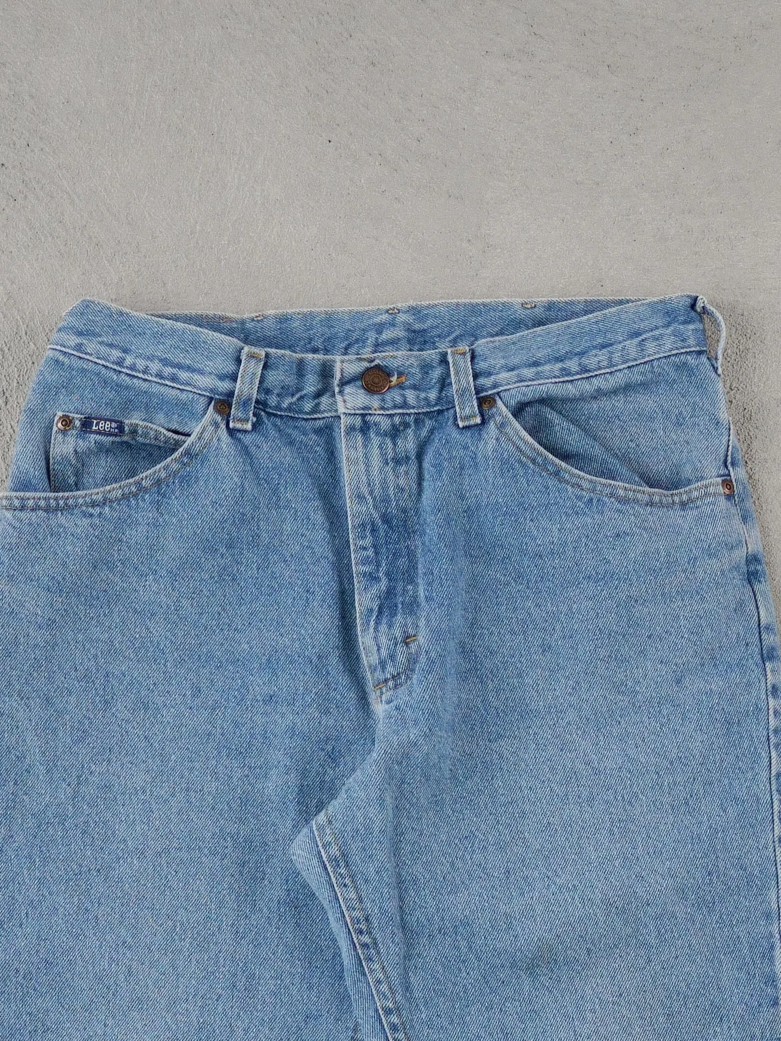 Vintage 90s Light Blue Lees Denim Jeans (32x31) sold by Rebalance Vintage product image thumbnail 3