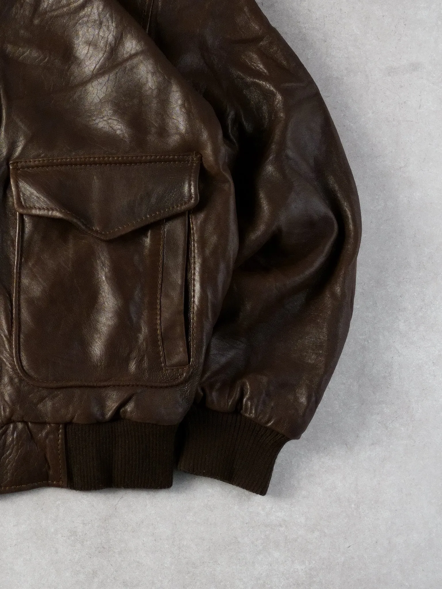 Vintage 90s Brown Andrew Marc Leather Sherpa Collared Bomber Jacket (L) sold by Rebalance Vintage product image thumbnail 3