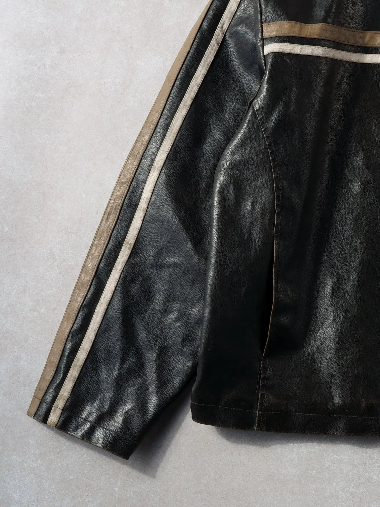 Vintage 90s Black ,Brown, and White Whispering Smith Leather Jacket (L) sold by Rebalance Vintage product image thumbnail 3
