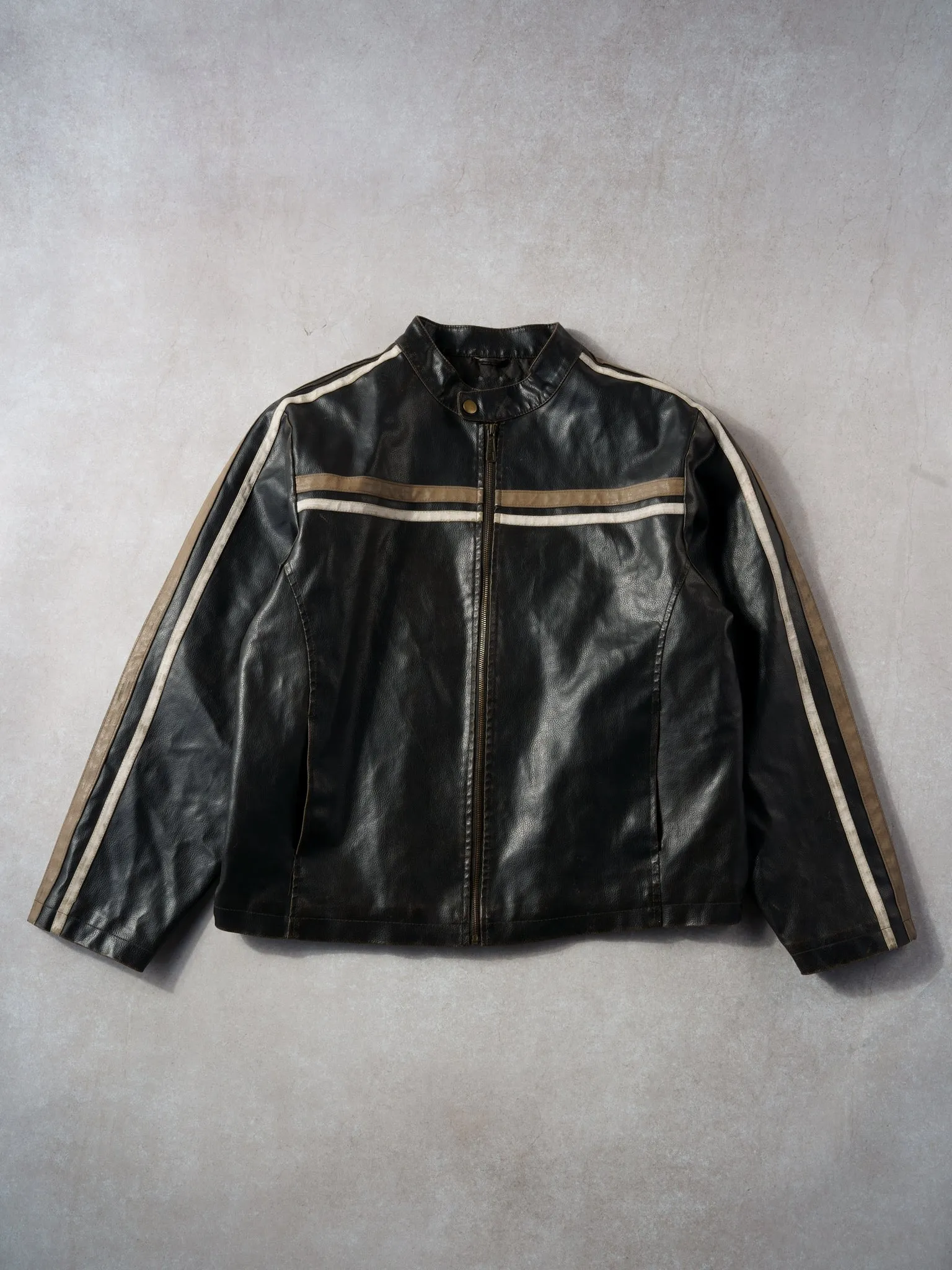 Vintage 90s Black ,Brown, and White Whispering Smith Leather Jacket (L) sold by Rebalance Vintage