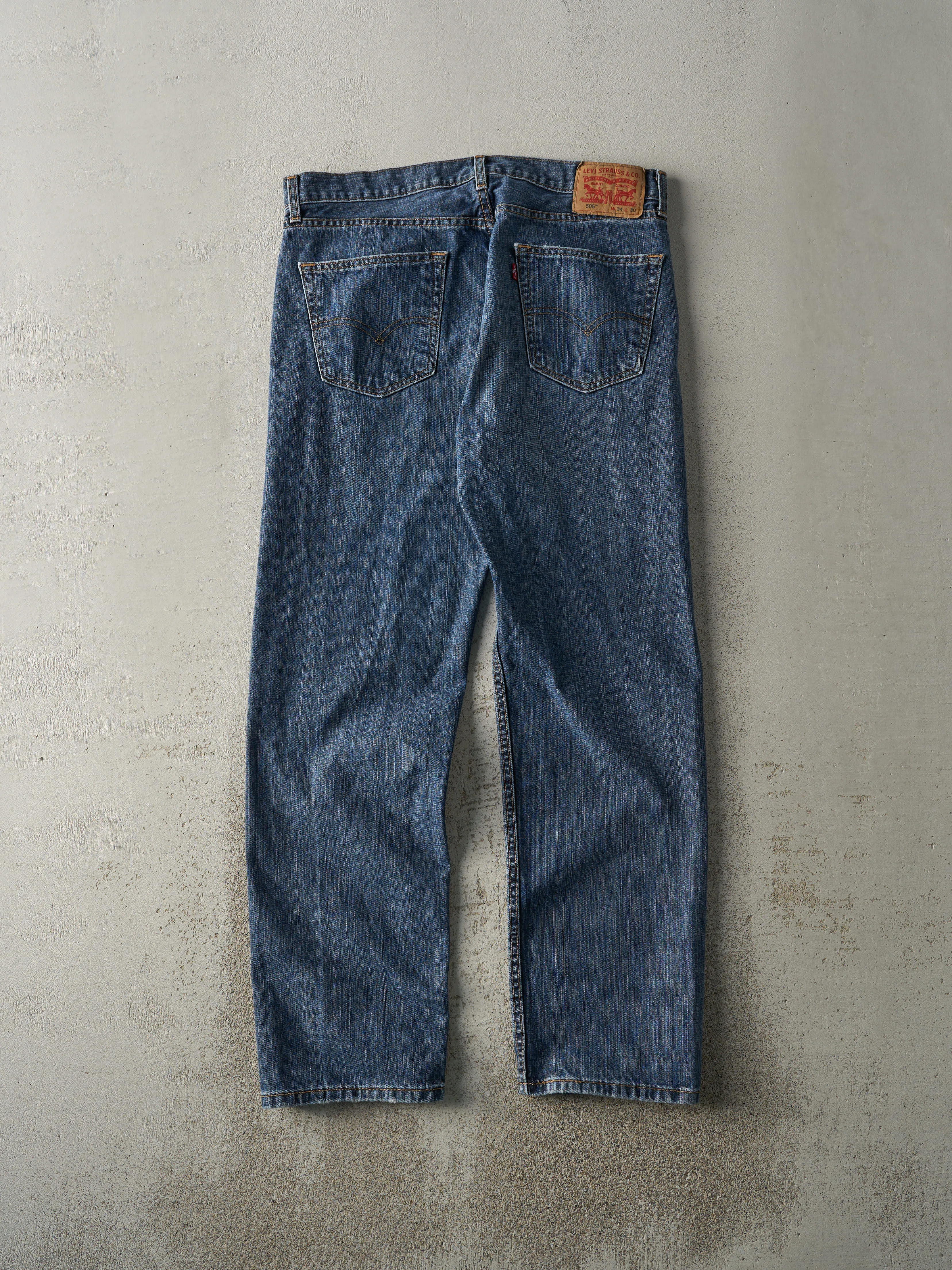 Vintage Y2K Dark Wash Levi's 505 Jeans (36x31) sold by Rebalance Vintage product image thumbnail 2