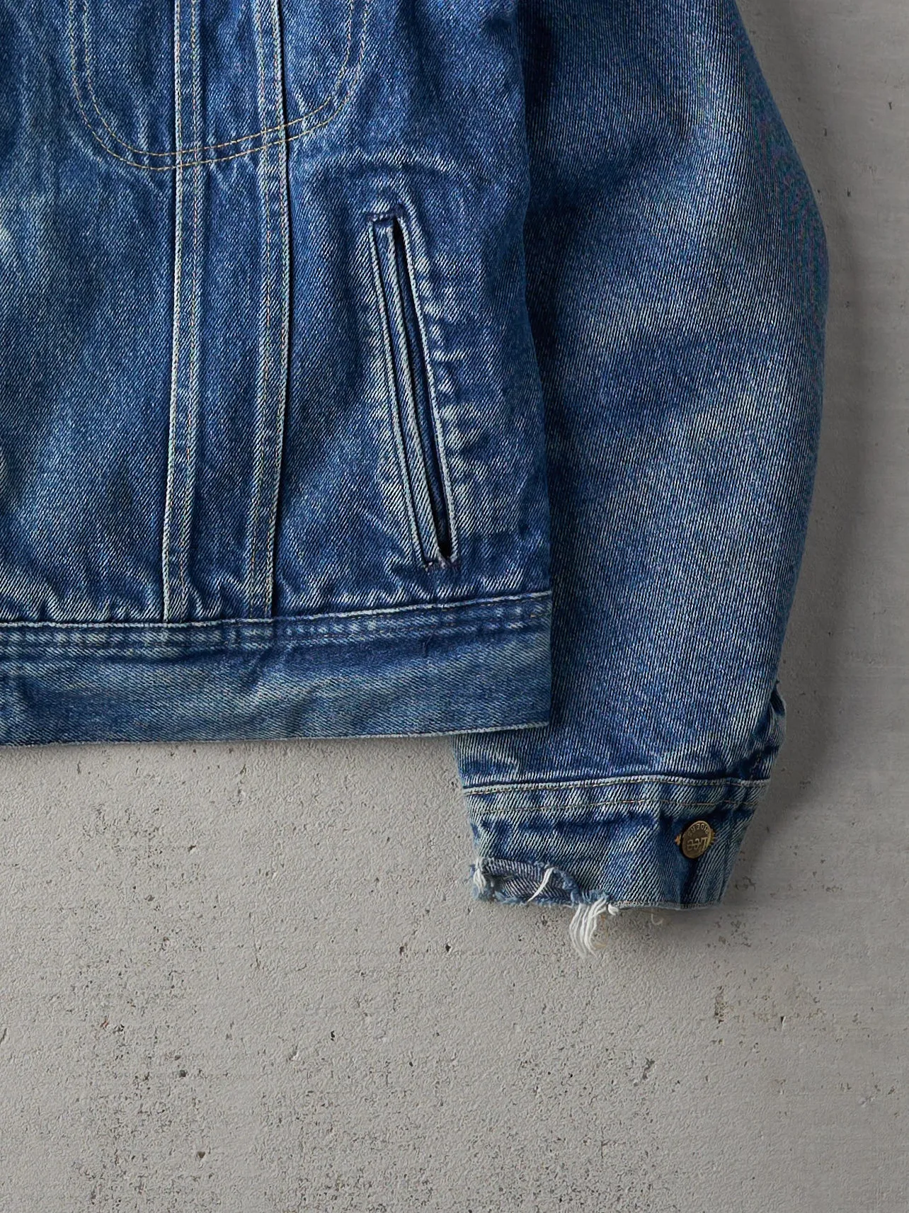 Vintage 70s Mid Wash LEE Storm Rider Blanket Lined Denim Jacket (M) sold by Rebalance Vintage product image thumbnail 3