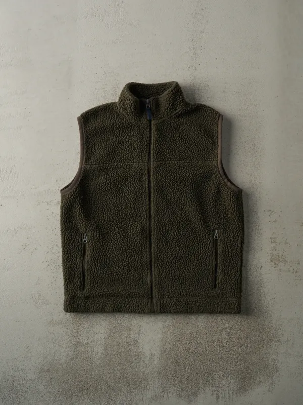 Vintage Y2K Green Gap Sherpa Fleece Vest (M) sold by Rebalance Vintage