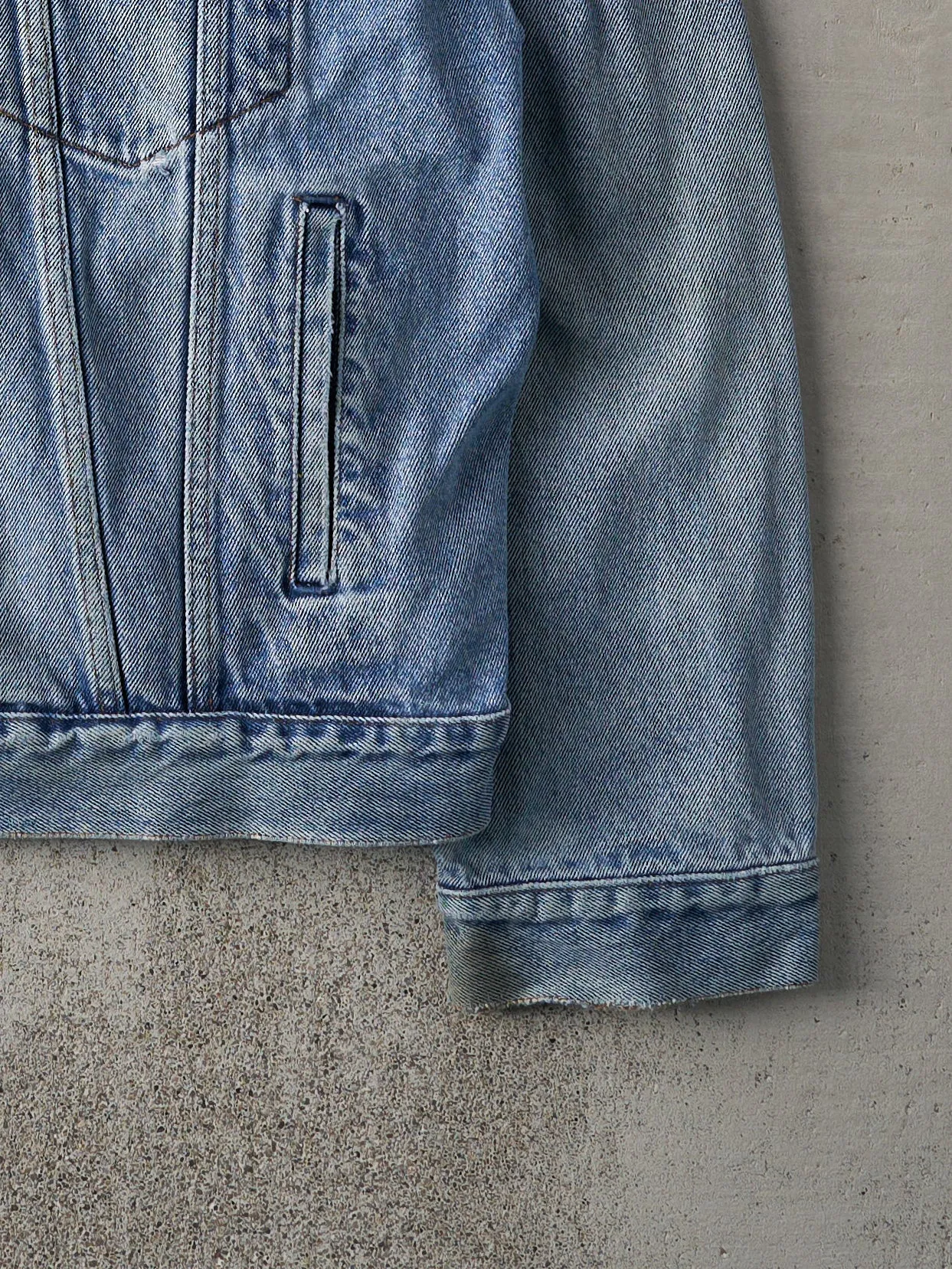 Vintage 80s Light Wash Type 3 Levi's Orange Tab Denim Jacket (M) sold by Rebalance Vintage product image thumbnail 3