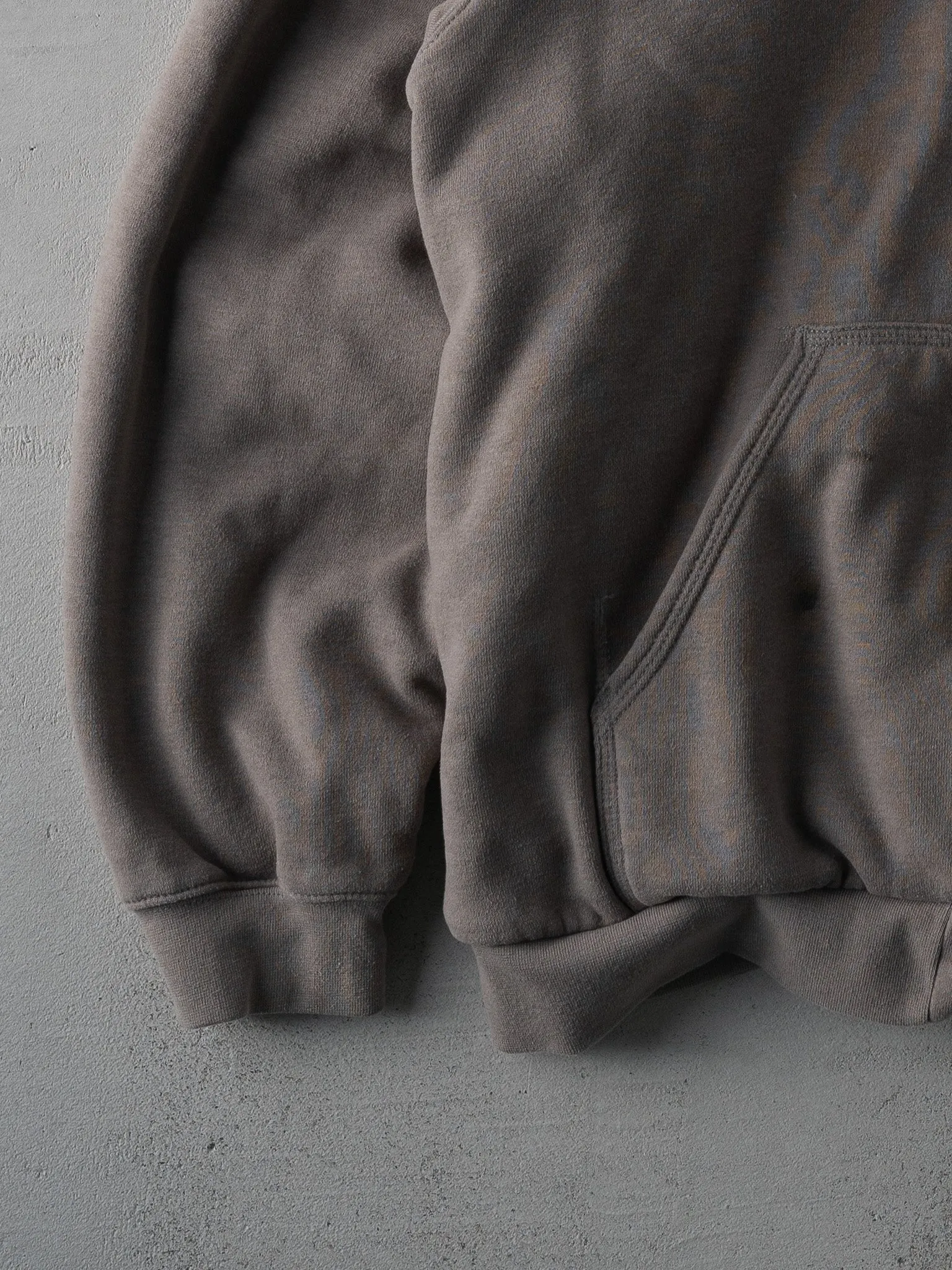 Vintage Y2k Washed Grey Carhartt Sherpa Zip Up (XL) sold by Rebalance Vintage product image thumbnail 2