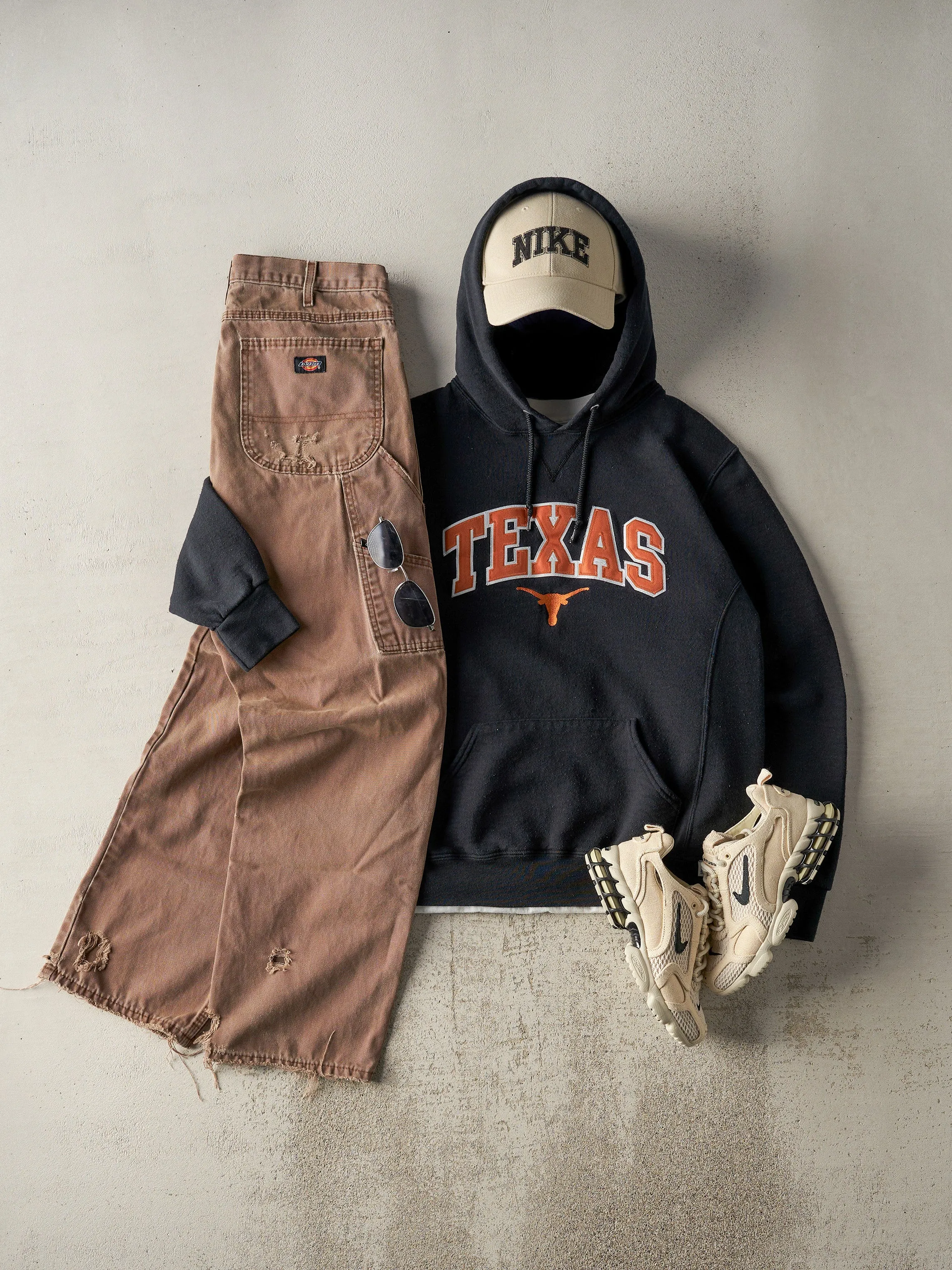 Vintage 90s Brown Dickies Carpenter Pants (32x31) sold by Rebalance Vintage product image thumbnail 2