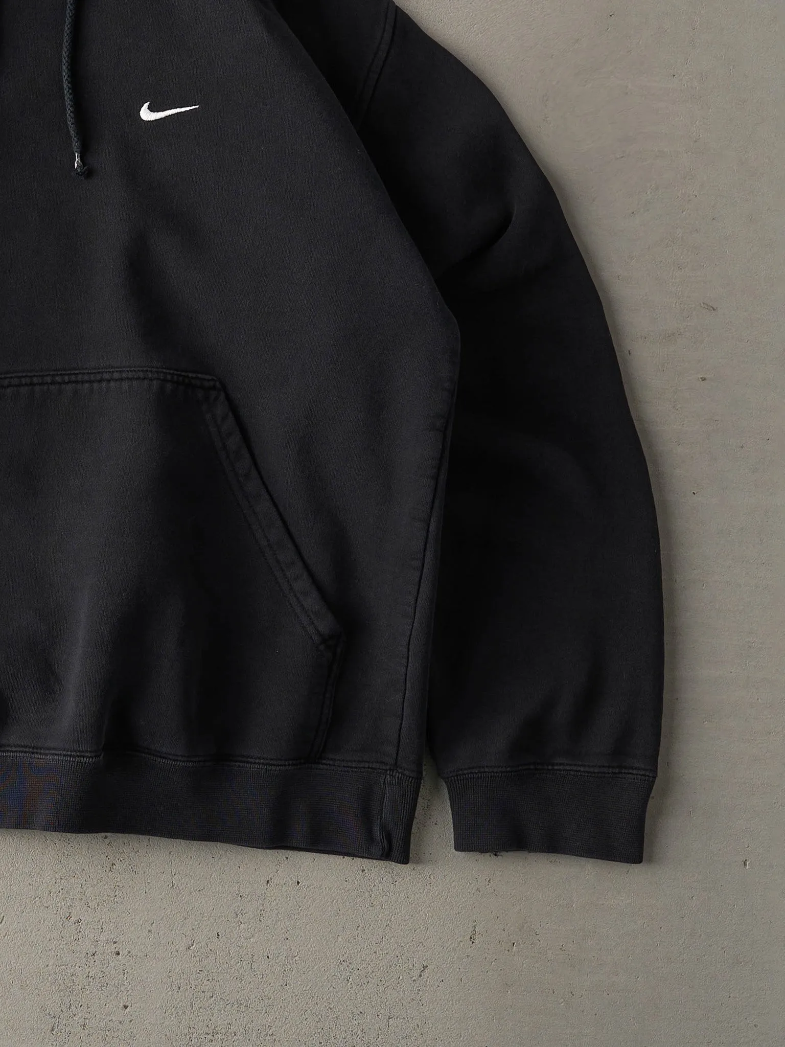 Vintage Y2k Black Nike Essential Hoodie (M) sold by Rebalance Vintage product image thumbnail 3