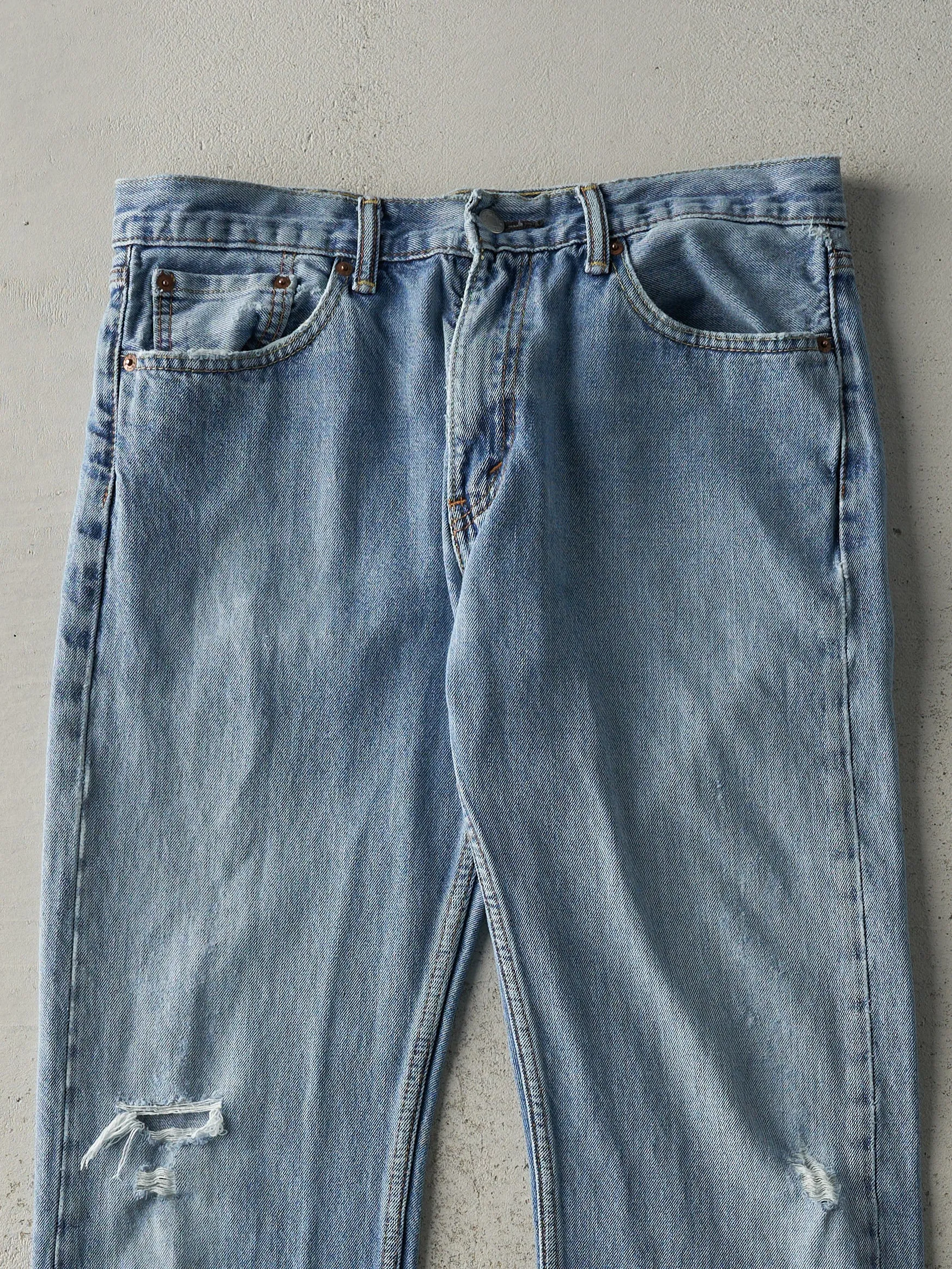 Vintage Y2K Light Wash Levi's 505 Jeans (33x31) sold by Rebalance Vintage product image thumbnail 4