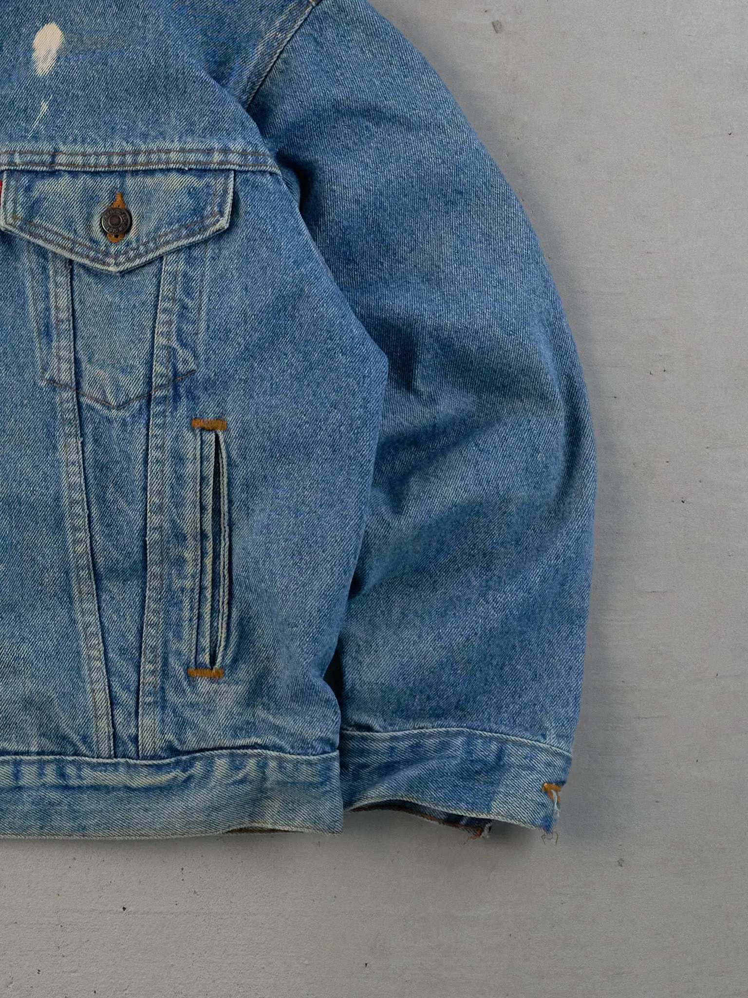 Vintage 90s Light Washed Blue Type 3 Levi's Denim Jacket (M) sold by Rebalance Vintage product image thumbnail 3