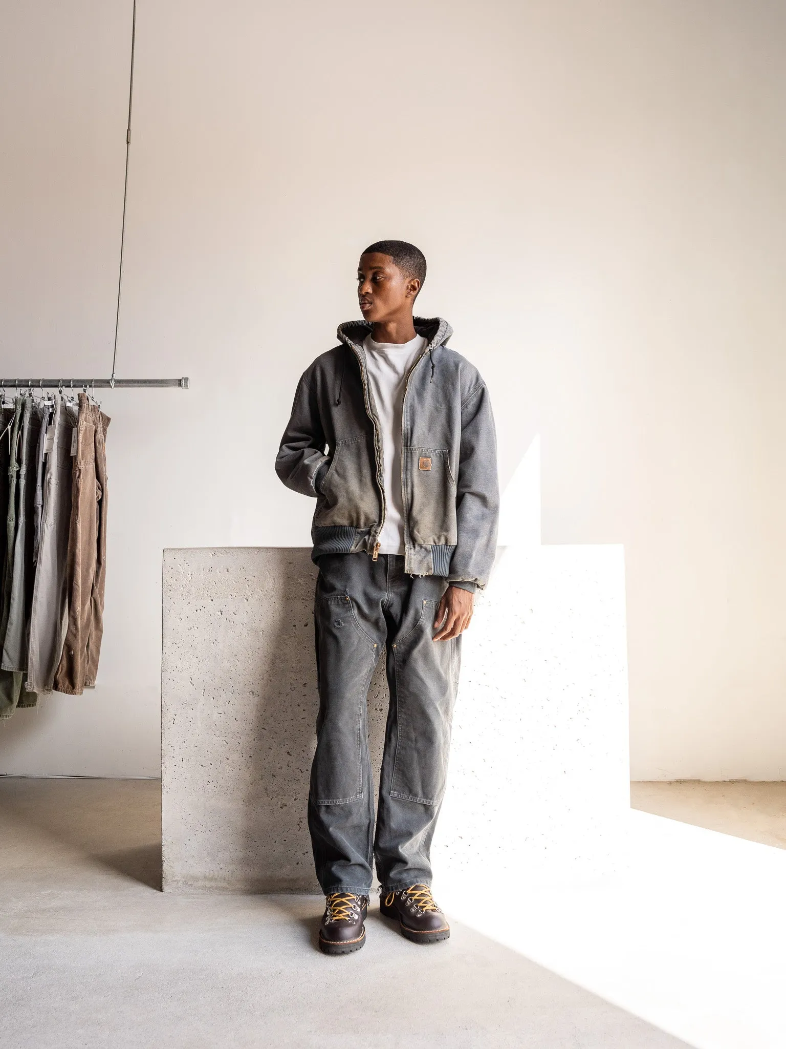 Vintage Y2K Faded Slate Blue Carhartt Hooded Workwear Jacket (M) sold by Rebalance Vintage product image thumbnail 2