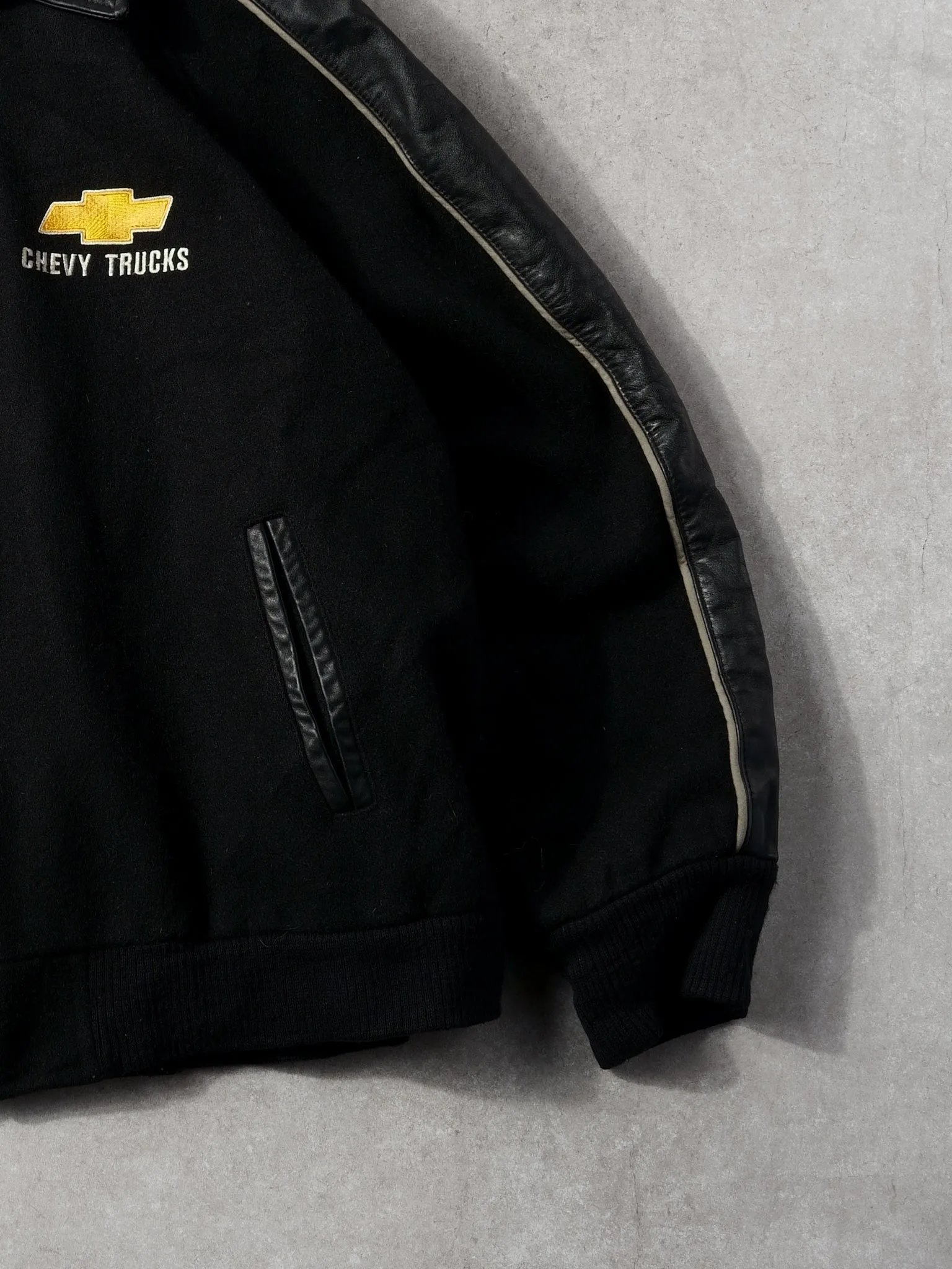 Vintage 90 Black Chevy Trucks Collared Leather Jacket (L) sold by Rebalance Vintage product image thumbnail 5