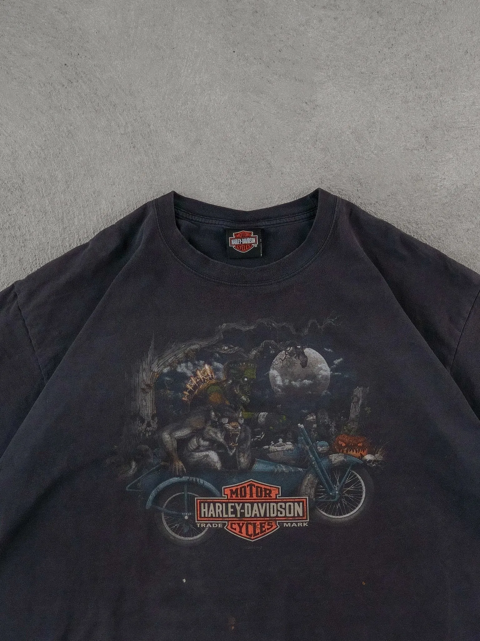 Vintage Black Harley Davidson Israel Graphic Tee (L) sold by Rebalance Vintage product image thumbnail 3